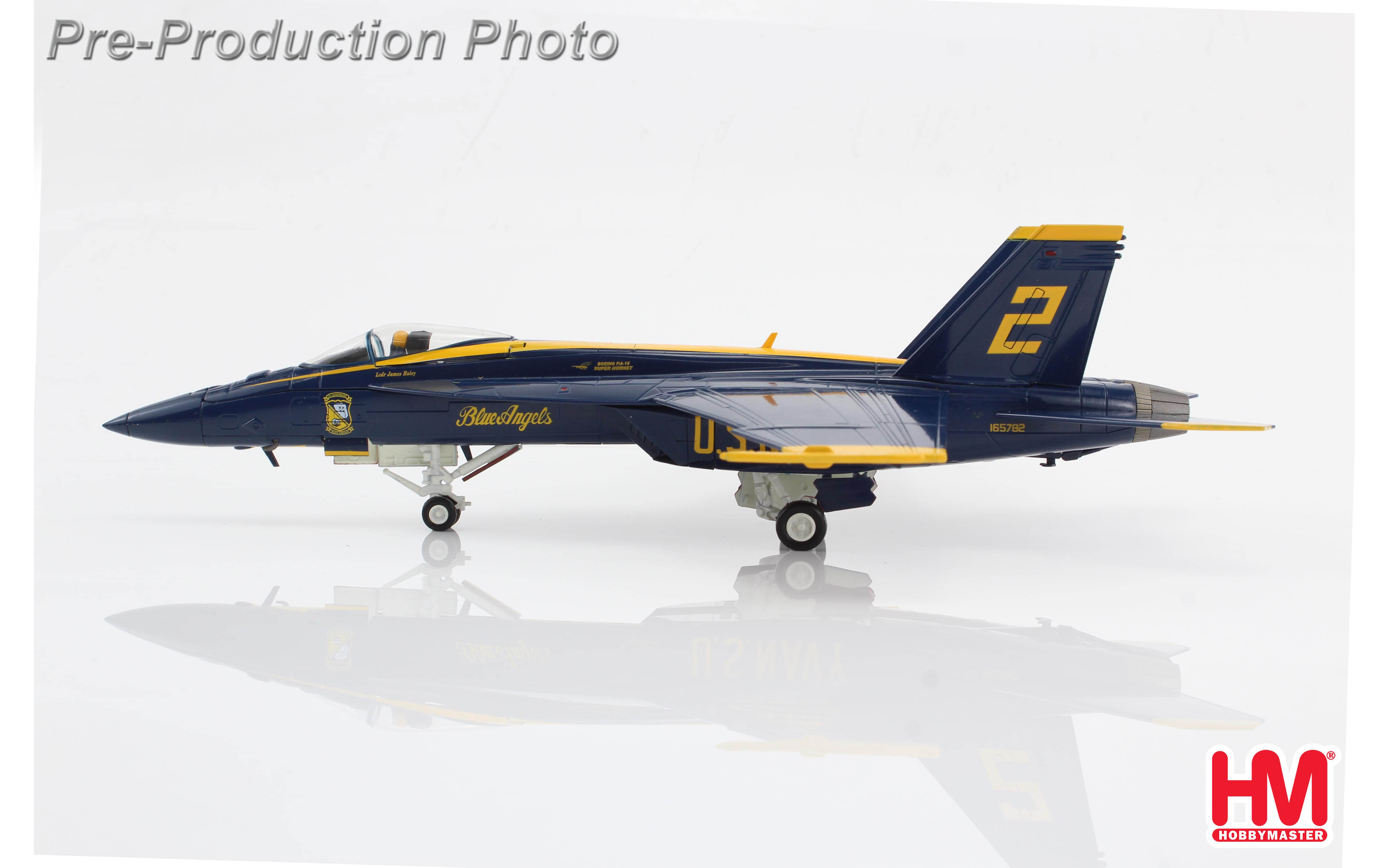 ミニカー　1/72 F/A-18E スーパーホーネット ”ブルーエンジェルス2番機 2021” [HA5121C] F/A-18E Blue Angels No.2 airplane, US Navy, 2021