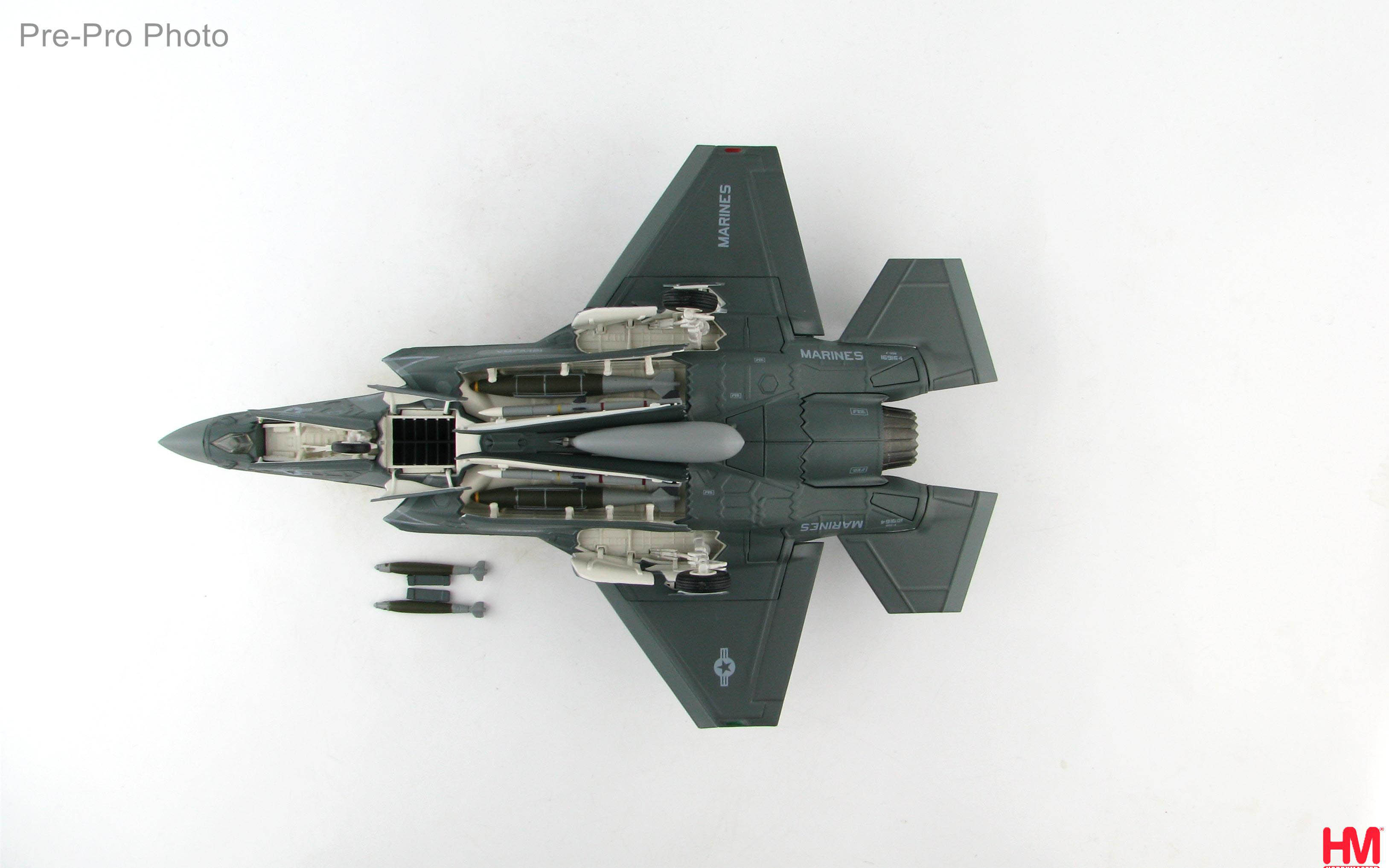 hobby master⭐︎ F-35B 41AVJqtq9KL._AC_SY200_QL15_.jpg