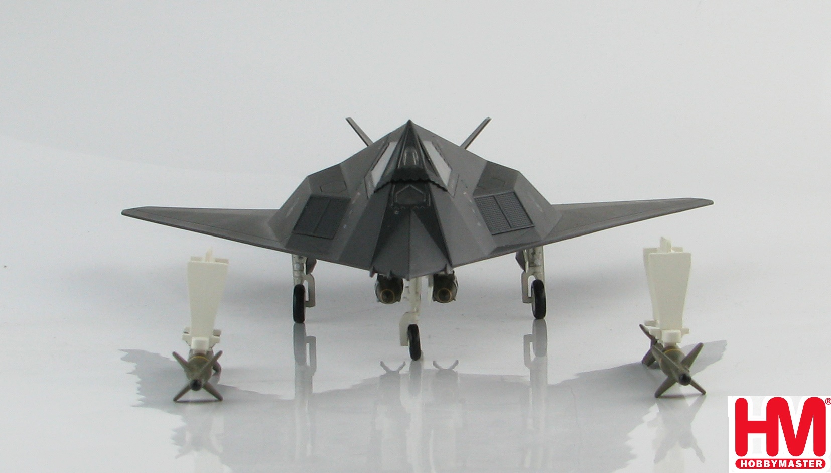 F-117A Nighthawk 82-806 - Vega 31 - Operation Allied Force 7th FS