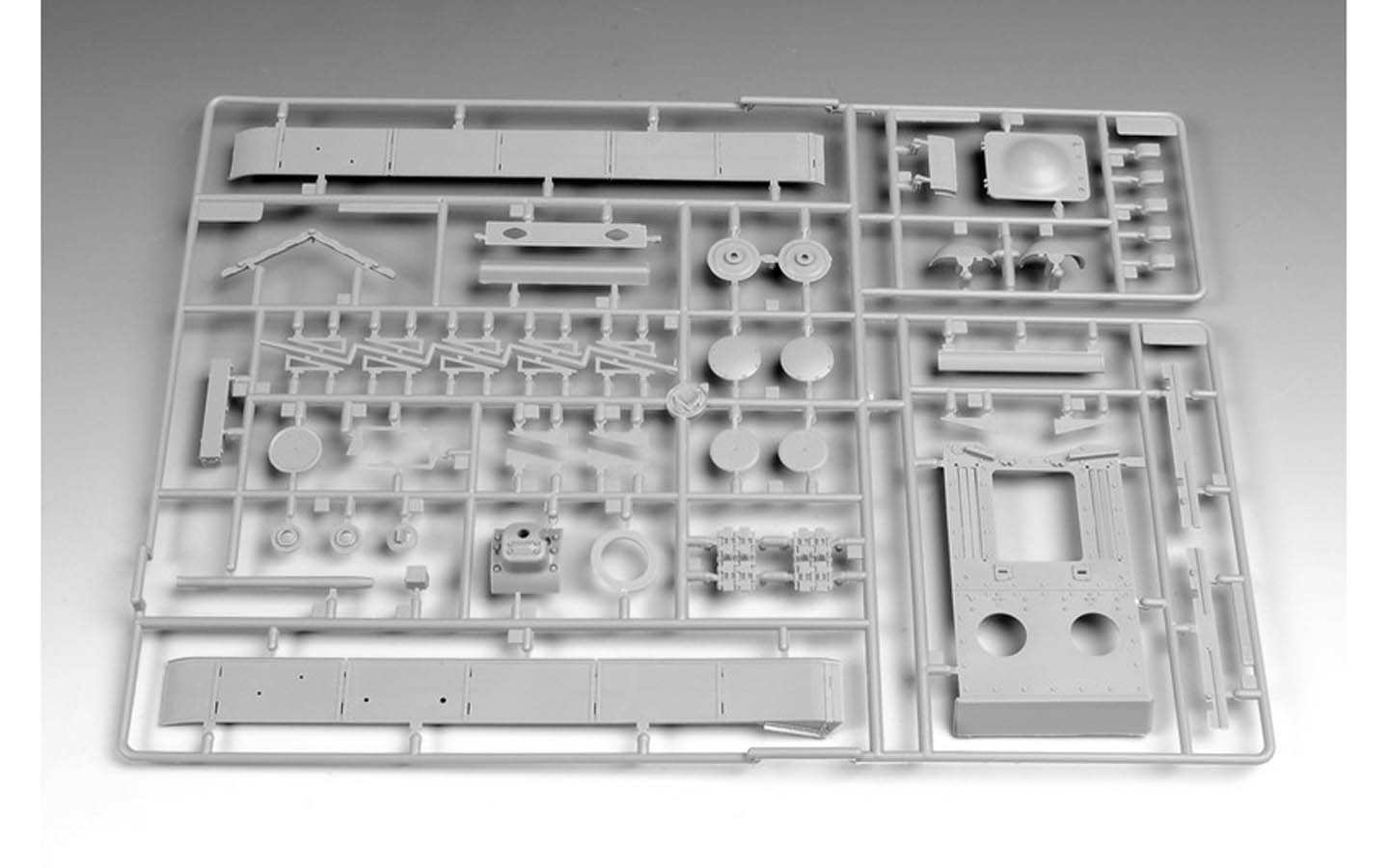 Russia KV-1 Model 1942 Simplified Turret Tank - Trumpeter 00358 ...