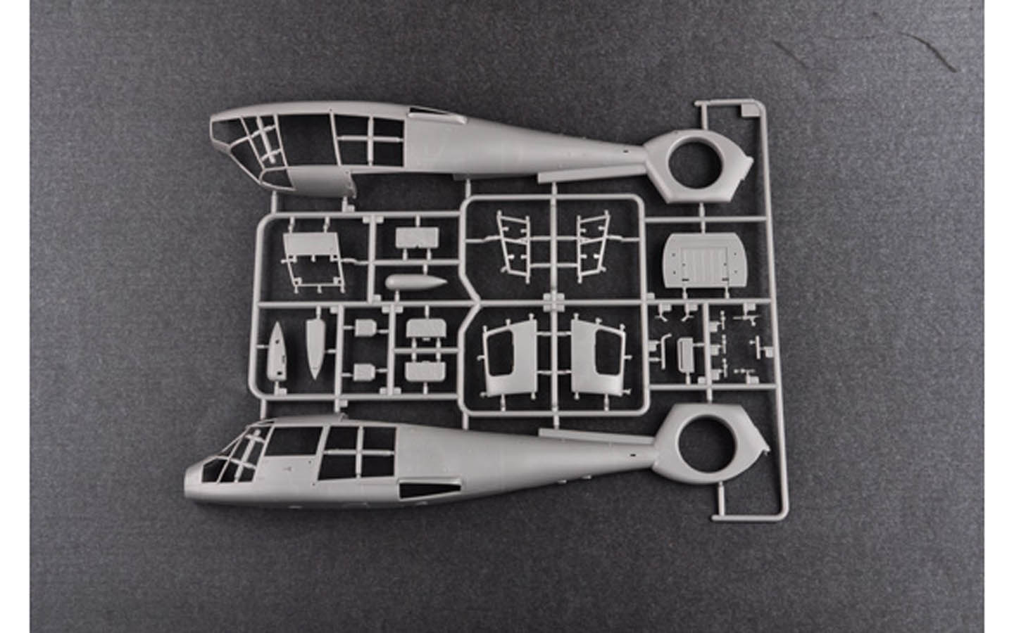 トランペッター 1/35 AS565 パンサー プラモデル w17b8b5 AS565 Panther Helicopter - Trumpeter 05108 | kingshobby.com