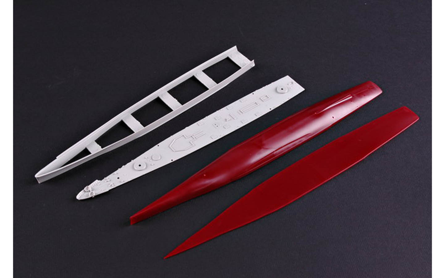 Maquette USS Baltimore CA-68 1943 - Trumpeter 1:700, Kit Plastique à Monter, Modèle Naval