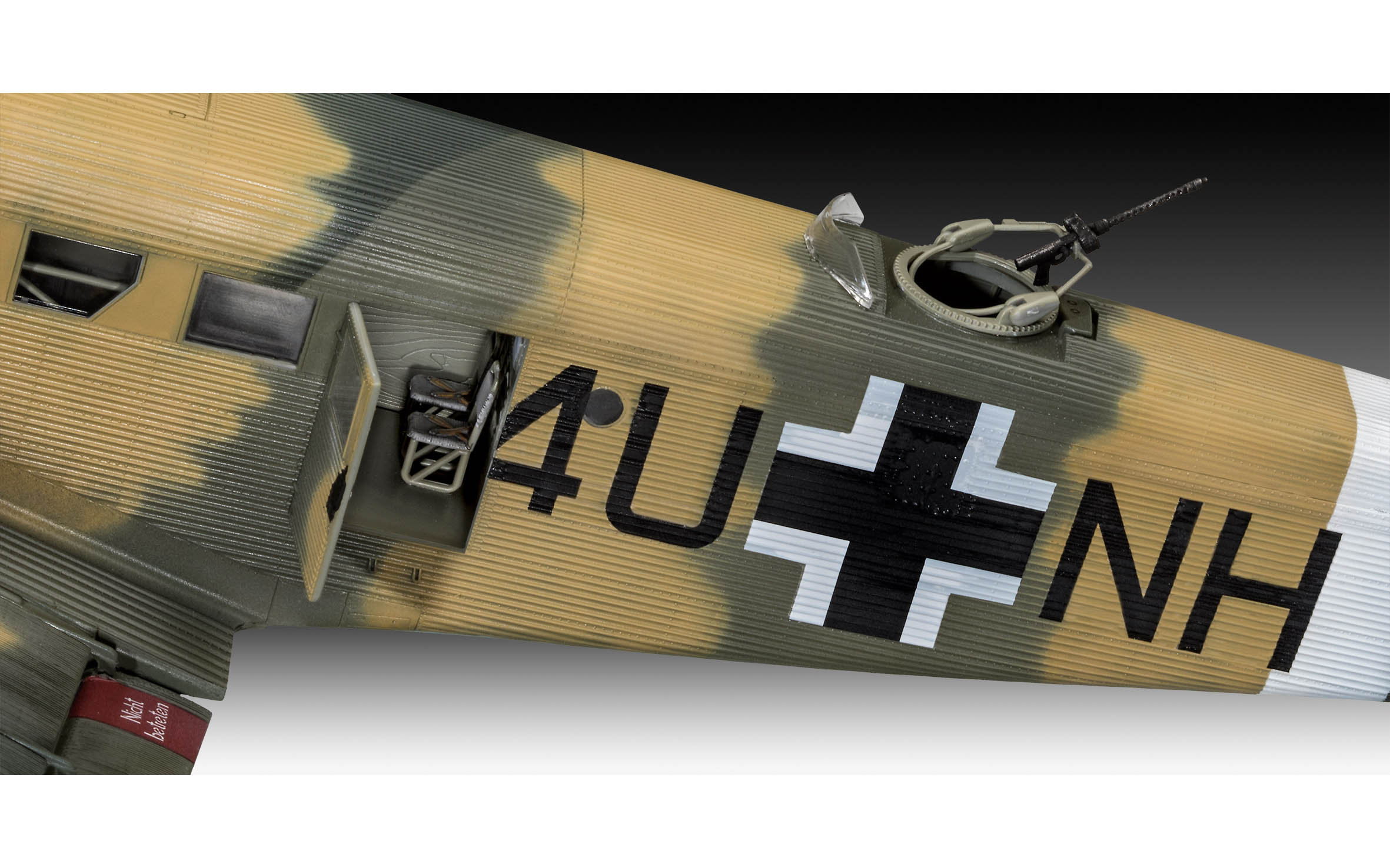 Junkers Ju52/3m Transport - Revell 03918 | kingshobby.com