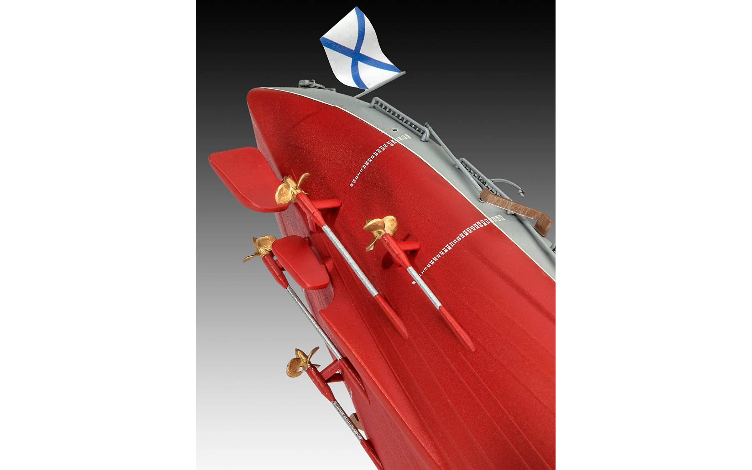 Russian WWI Battleship Gangut Revell 05137