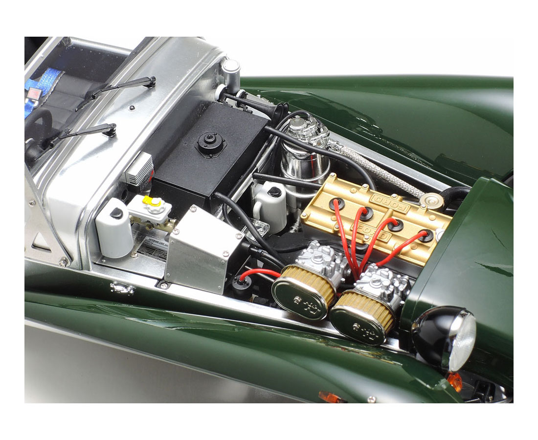 Caterham Super Seven BDR - Tamiya 10204 | kingshobby.com
