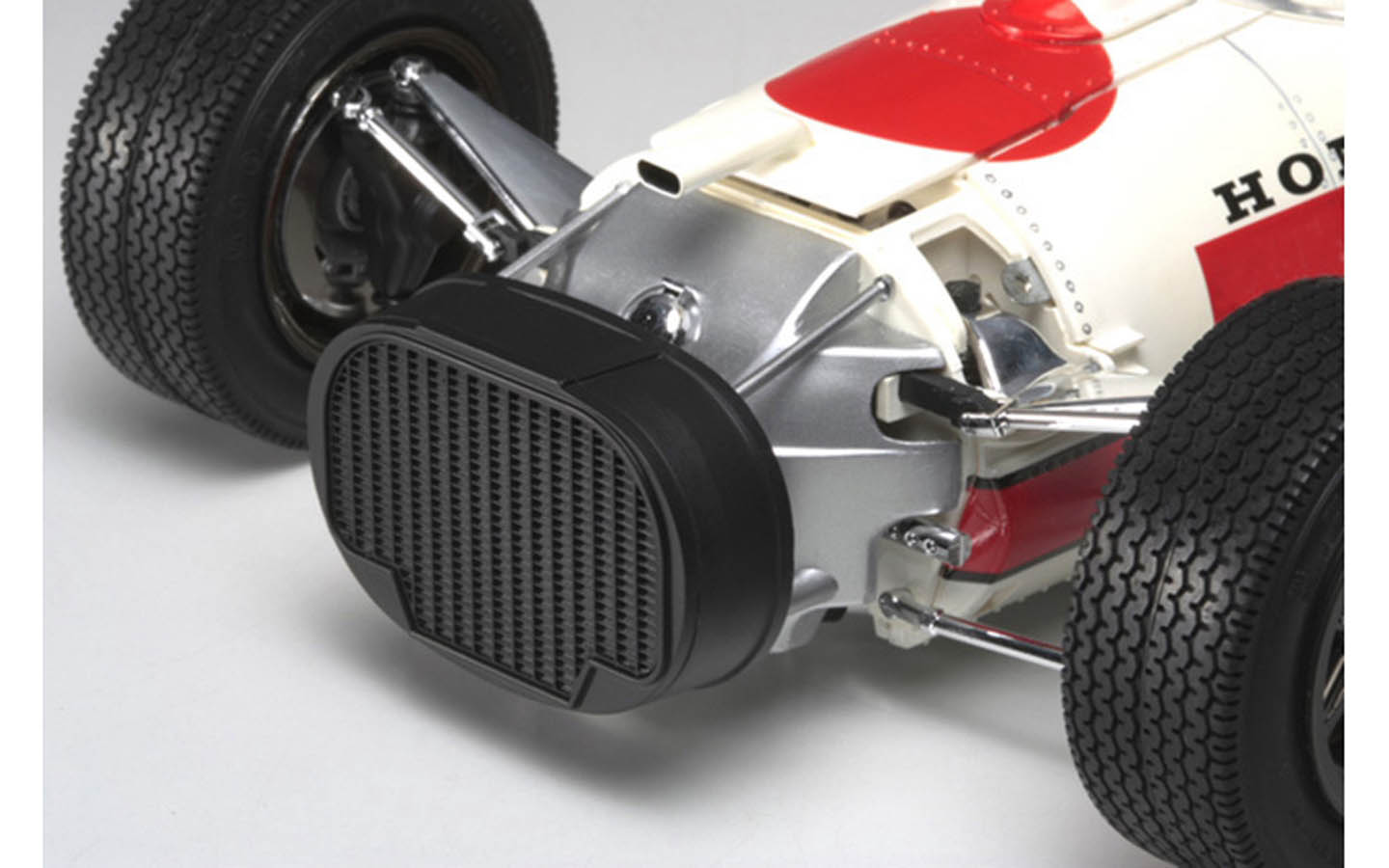 Honda RA273 w/Photo-Etched Parts - Tamiya 12032 | kingshobby.com