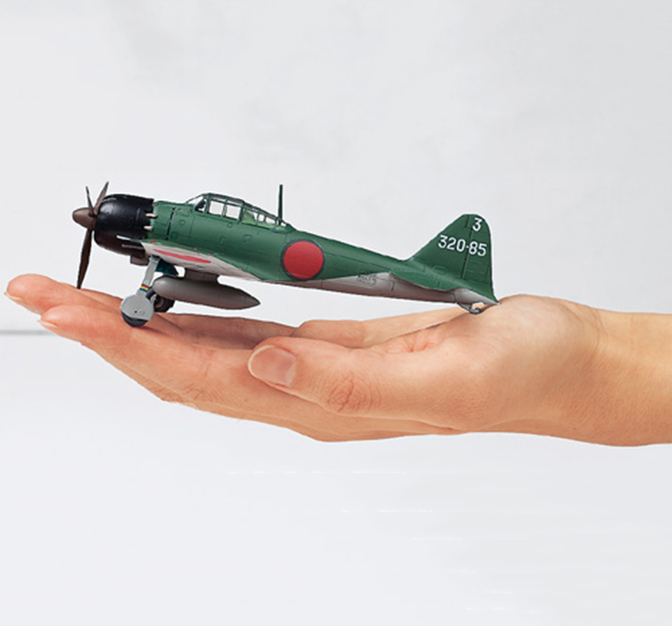 MITSUBISHI A6M5 ZERO FIGHTER 1/72スケール 71kGS-bf2fL._UF894,1000_QL80_.jpg