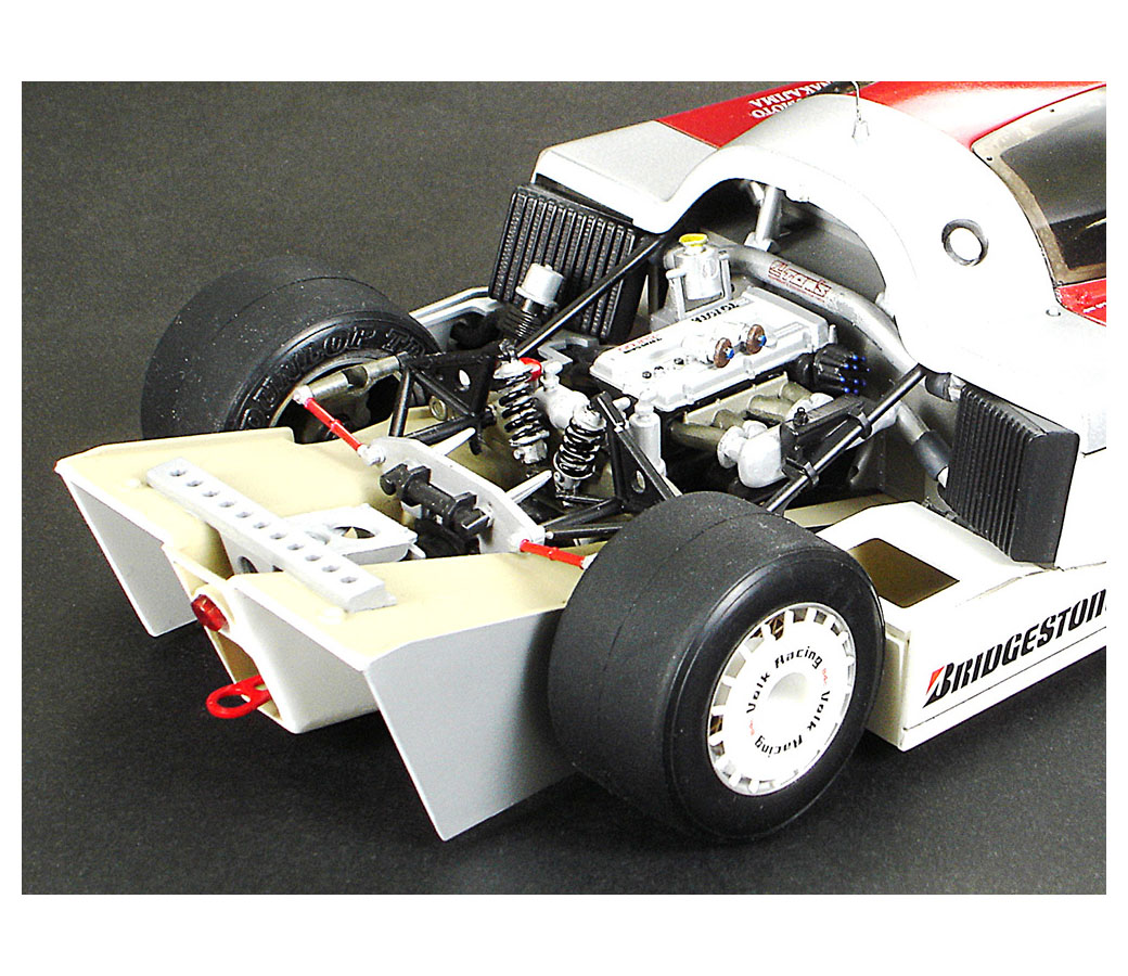 Toyota Tom's 84C - Tamiya 24289 | kingshobby.com