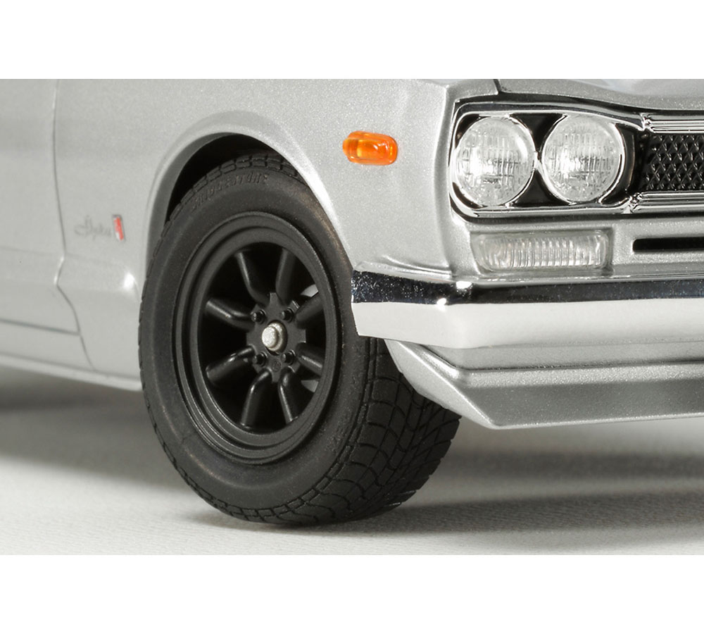 Nissan Skyline 2000 GT-R - Street Custom - Tamiya 24335