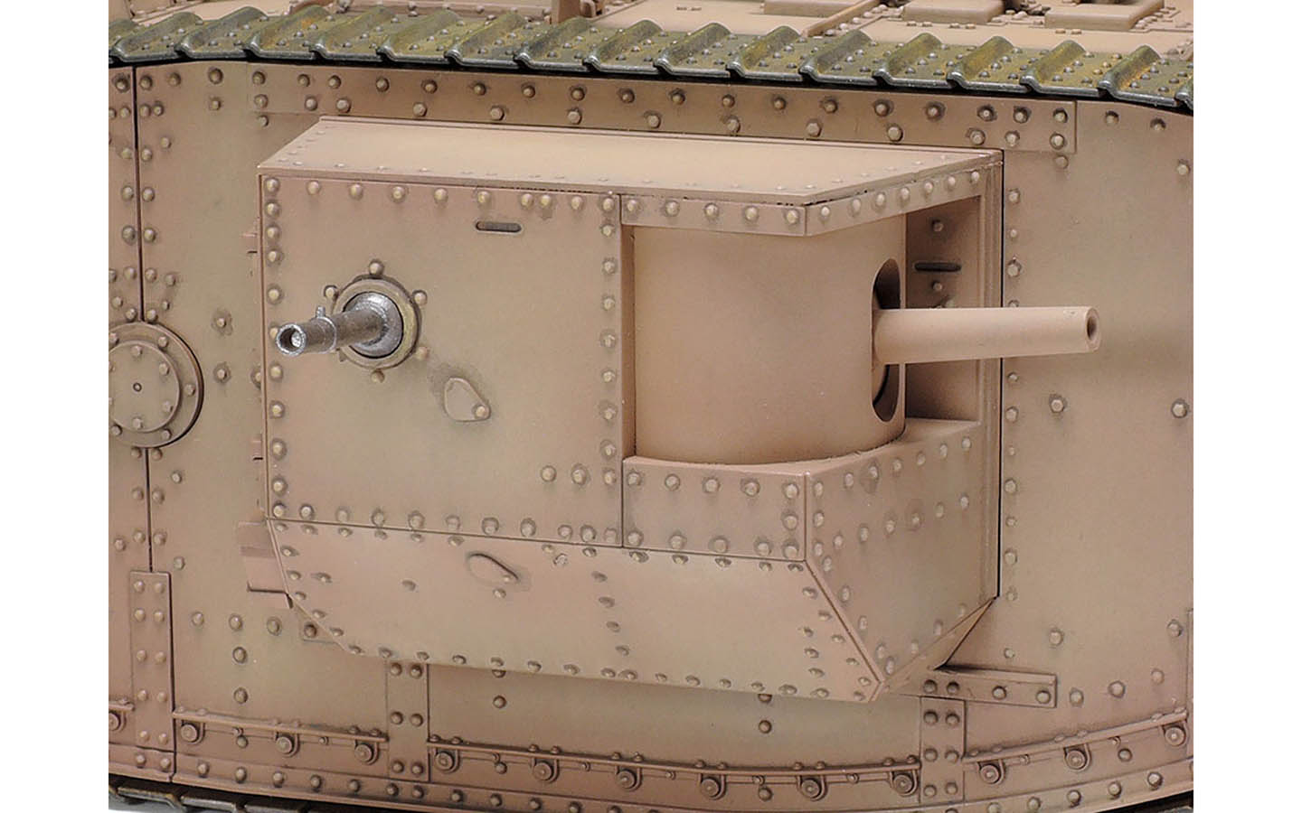 RC British Tank MK.IV Male w/Control Unit - Tamiya 48214