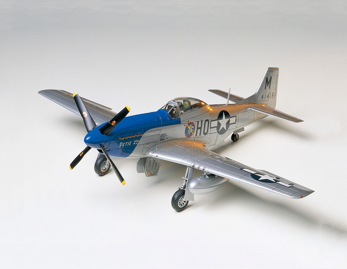 North American P-51D Mustang - 8th Air Force - Tamiya 61040