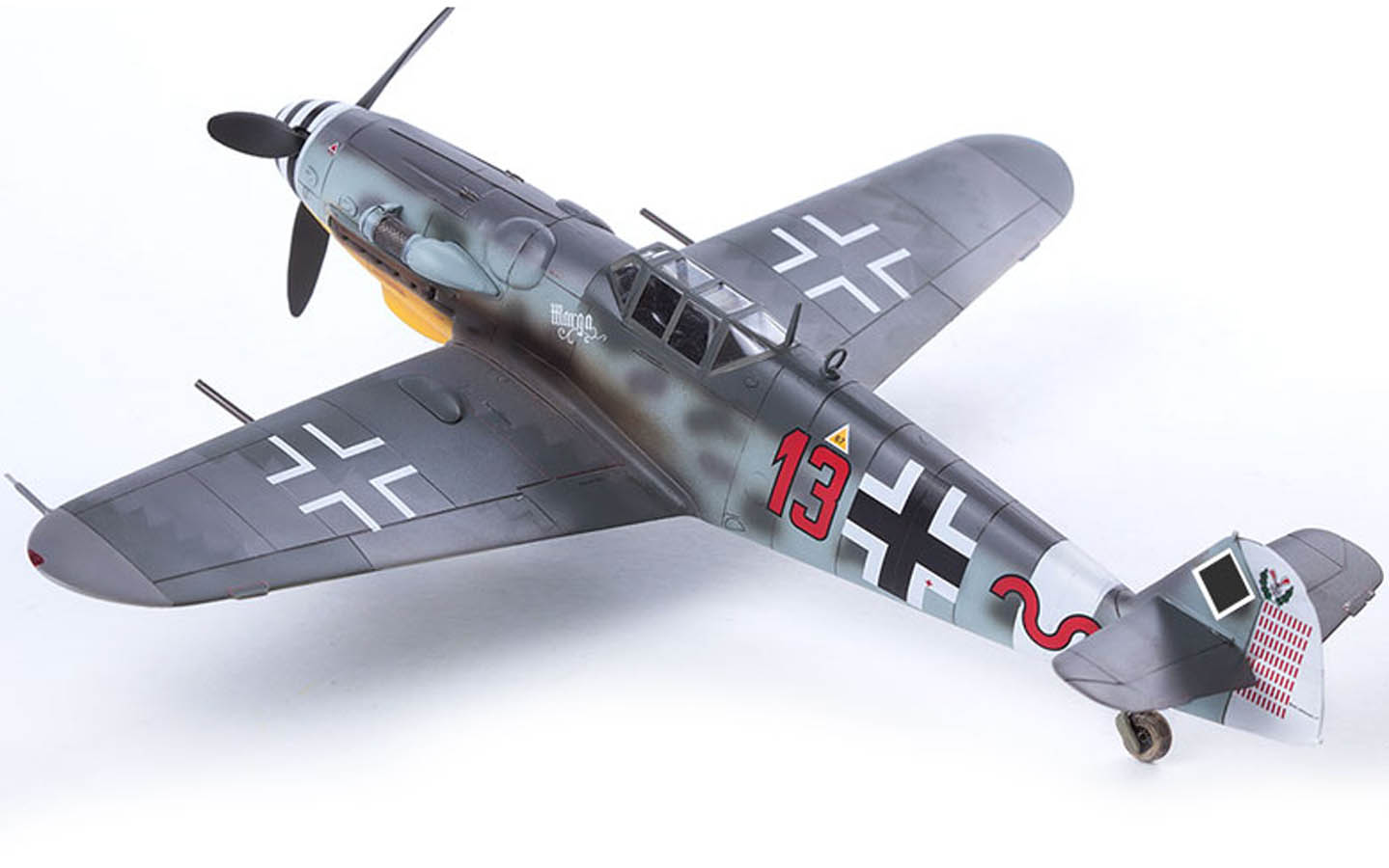 Messerschmitt Bf109 G-6/G-2, JG27 - Academy 12321 | kingshobby.com