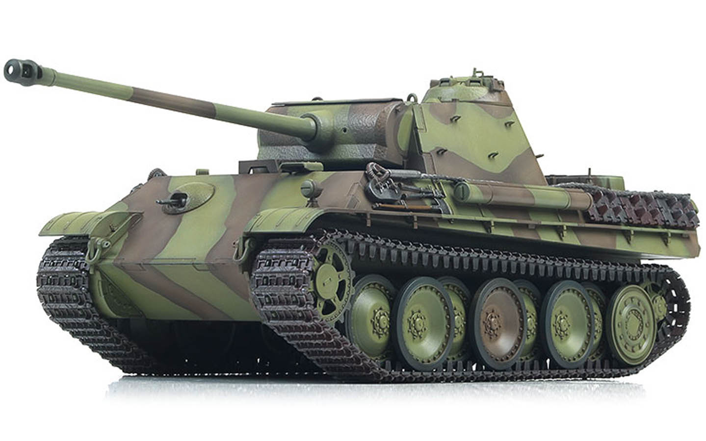 Pz.Kpfw.V Panther Ausf G, Last Production - Academy 13523