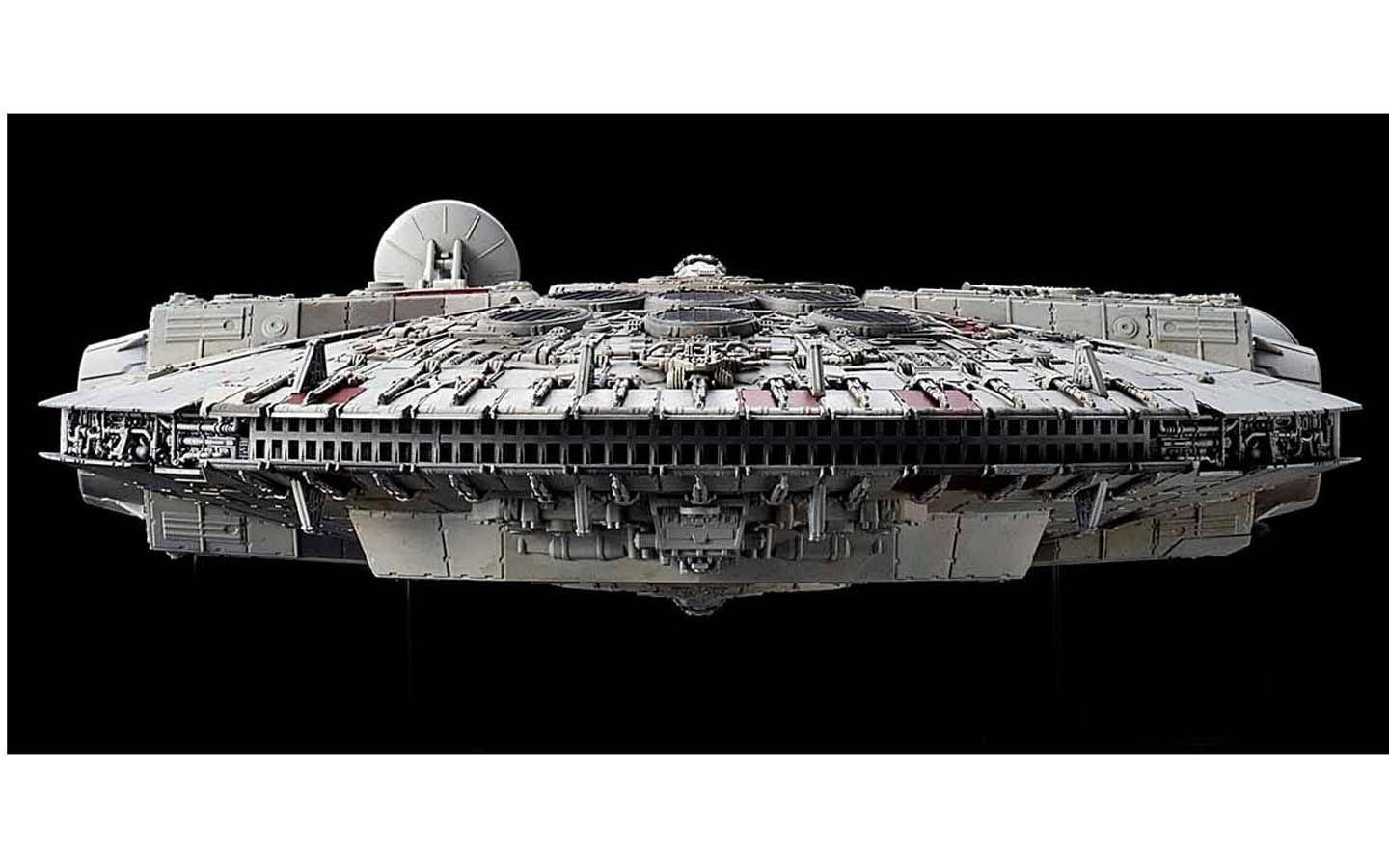 Millennium Falcon, The Rise of Skywalker, Star Wars - Bandai