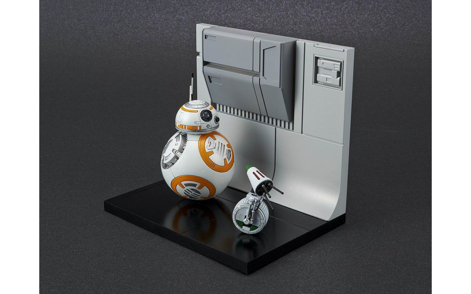 BB-8 & D-0 Diorama Set, Star Wars - Bandai 5058226 | kingshobby.com
