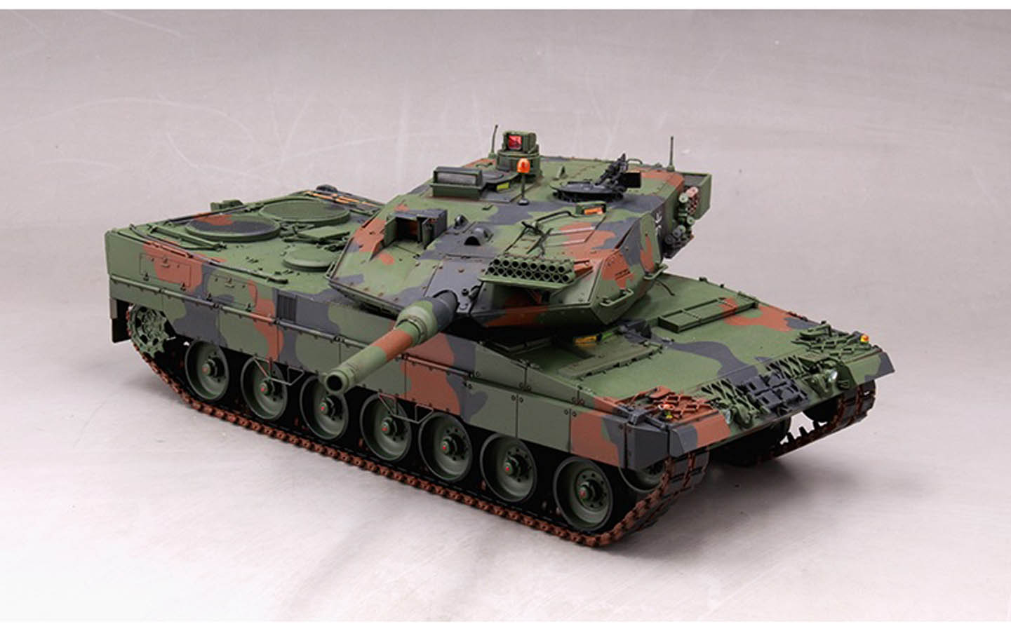 Leopard 2 A5&A6 Early &A6 Late, 3 in 1 - Border BT002
