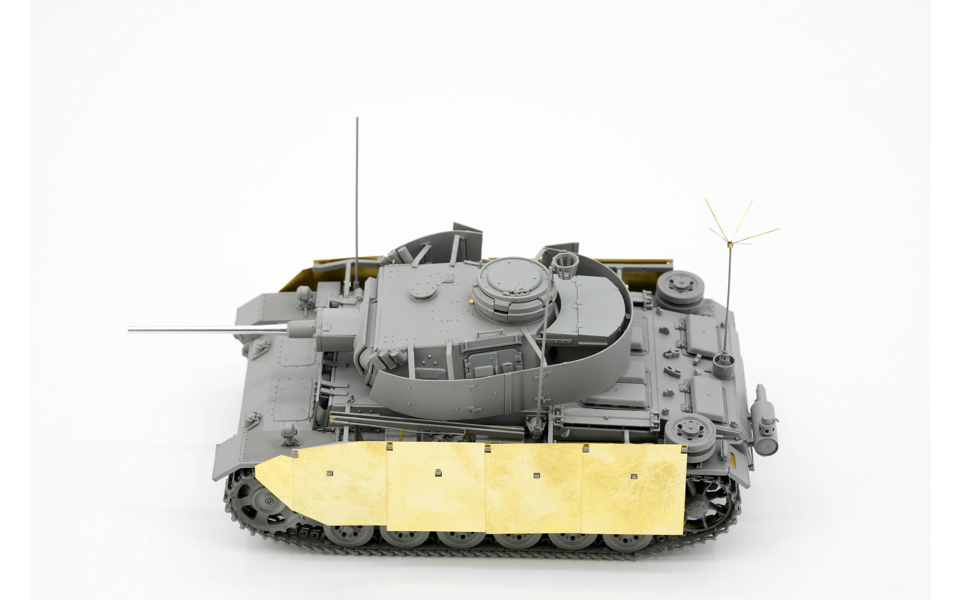 【b-17】 Wild boar's tusk / 朱殷のホワイトハーツ b-17】 Wild boar's tusk / 朱殷のホワイトハーツ b-17】 Wild