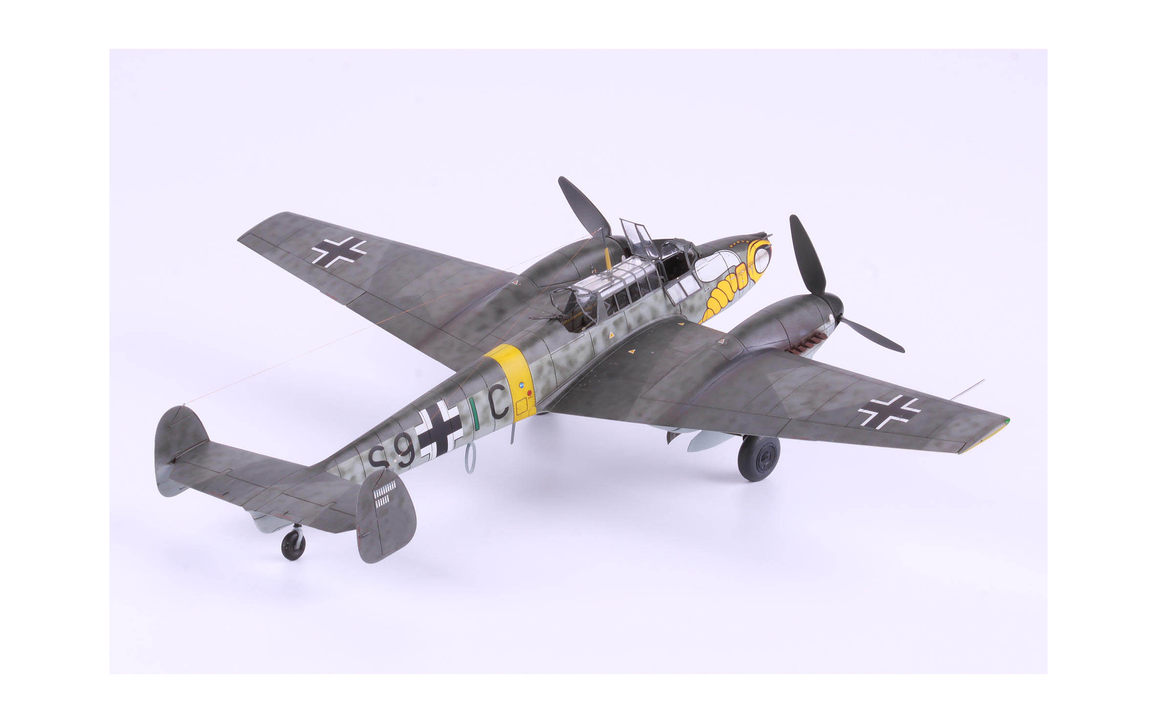 未使用品　Eduard Bf 110E ProfiPACK 1/48 Bf 110E 1/48 - エデュアルドeショップ