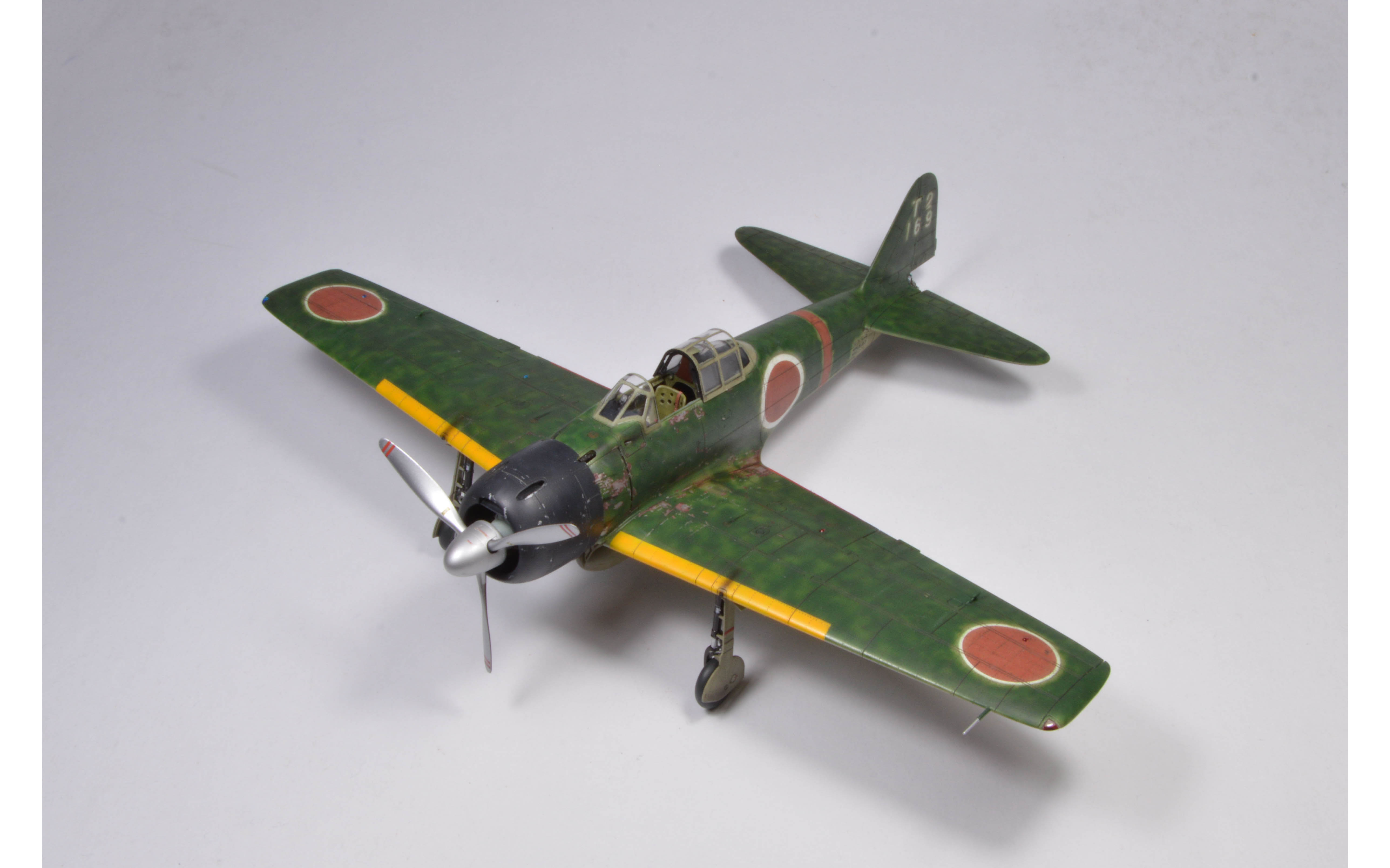 A6M2 Zero Type 11/21 限定版 1/32 A6M2 ZERO FIGHTER TYPE 21 (ZEKE) | 株式会社 ハセガワ