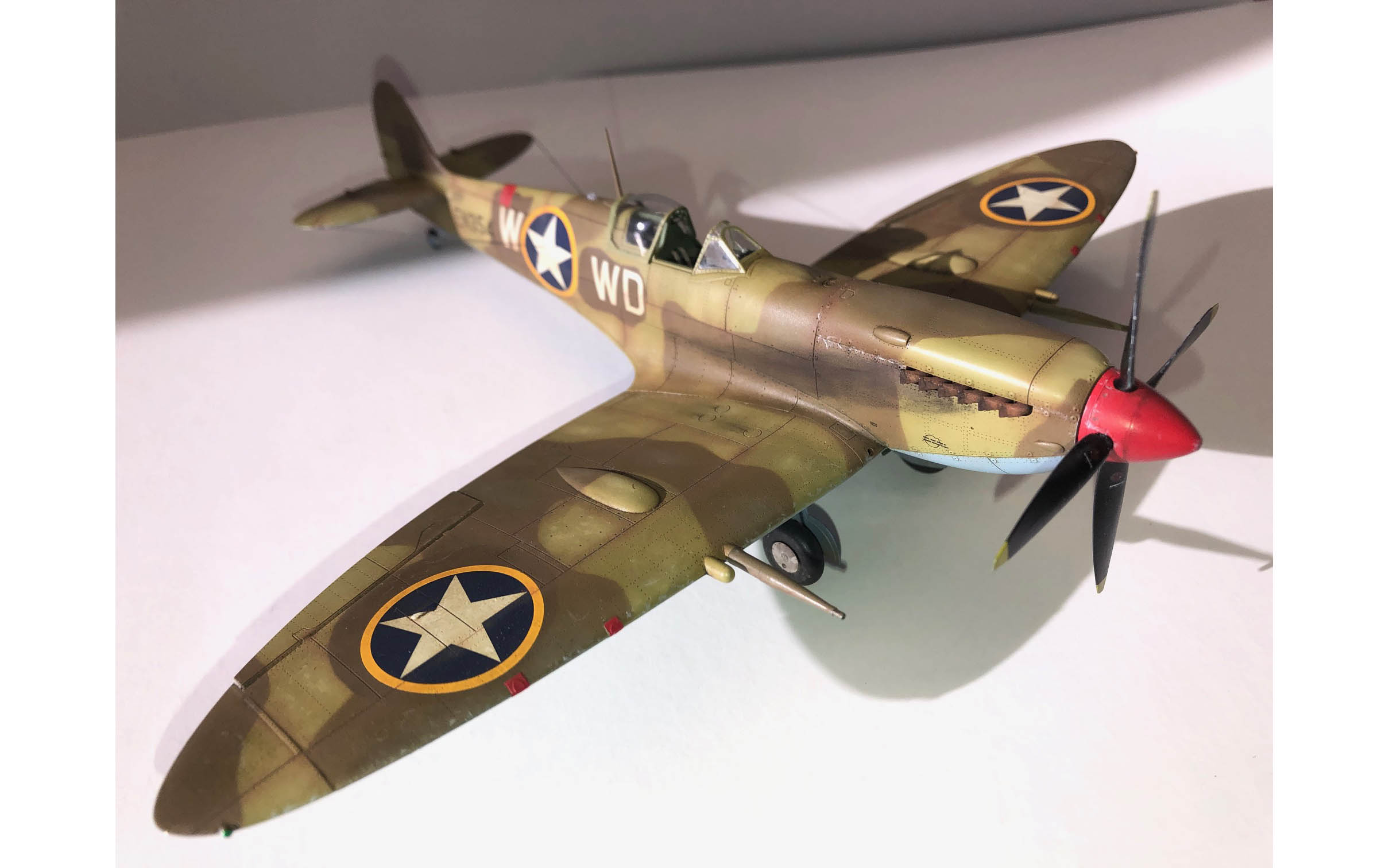 Spitfire Mk.IXc Early Version - ProfiPACK Edition - Eduard 8282