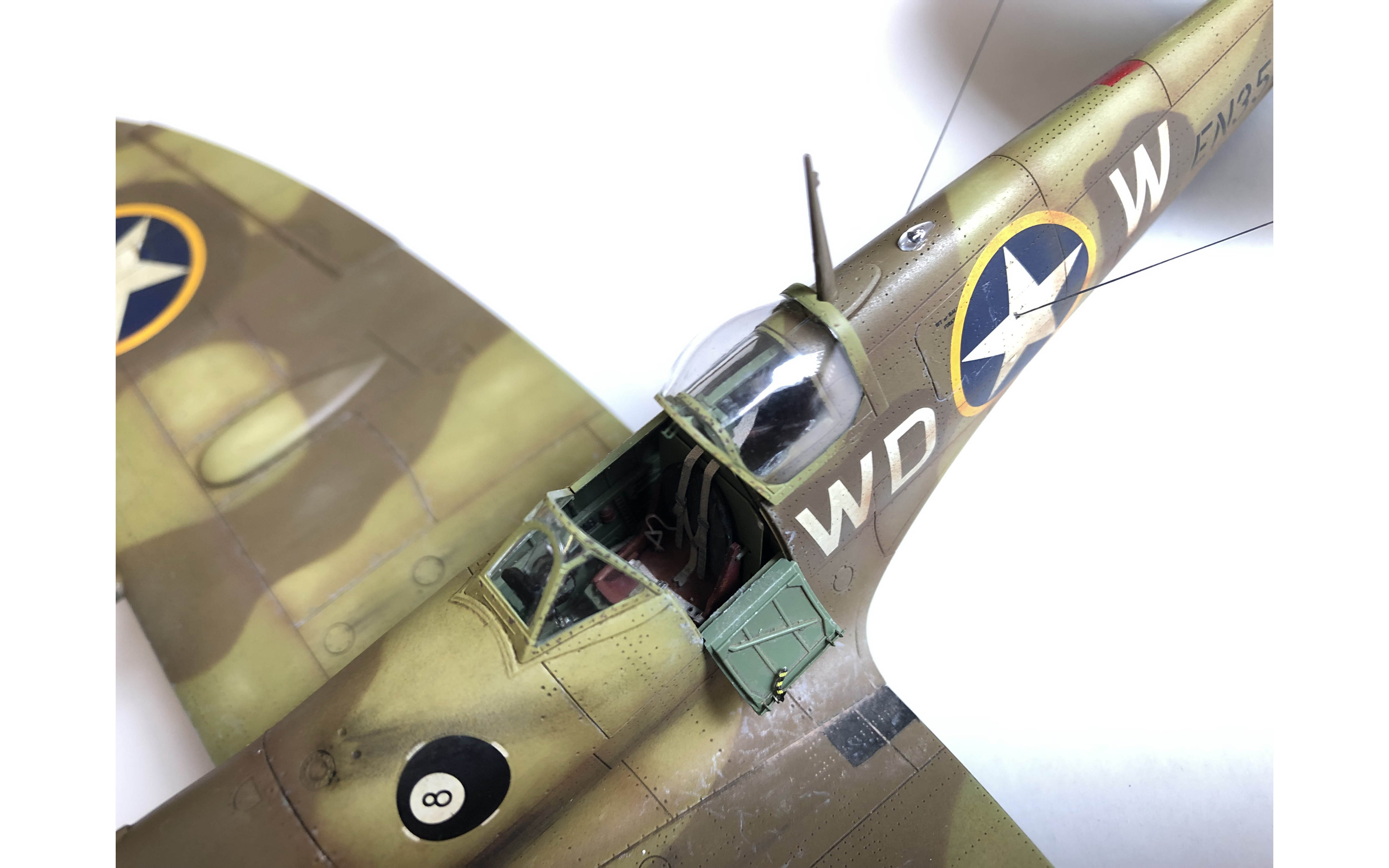 Spitfire Mk.IXc Early Version - ProfiPACK Edition - Eduard 8282