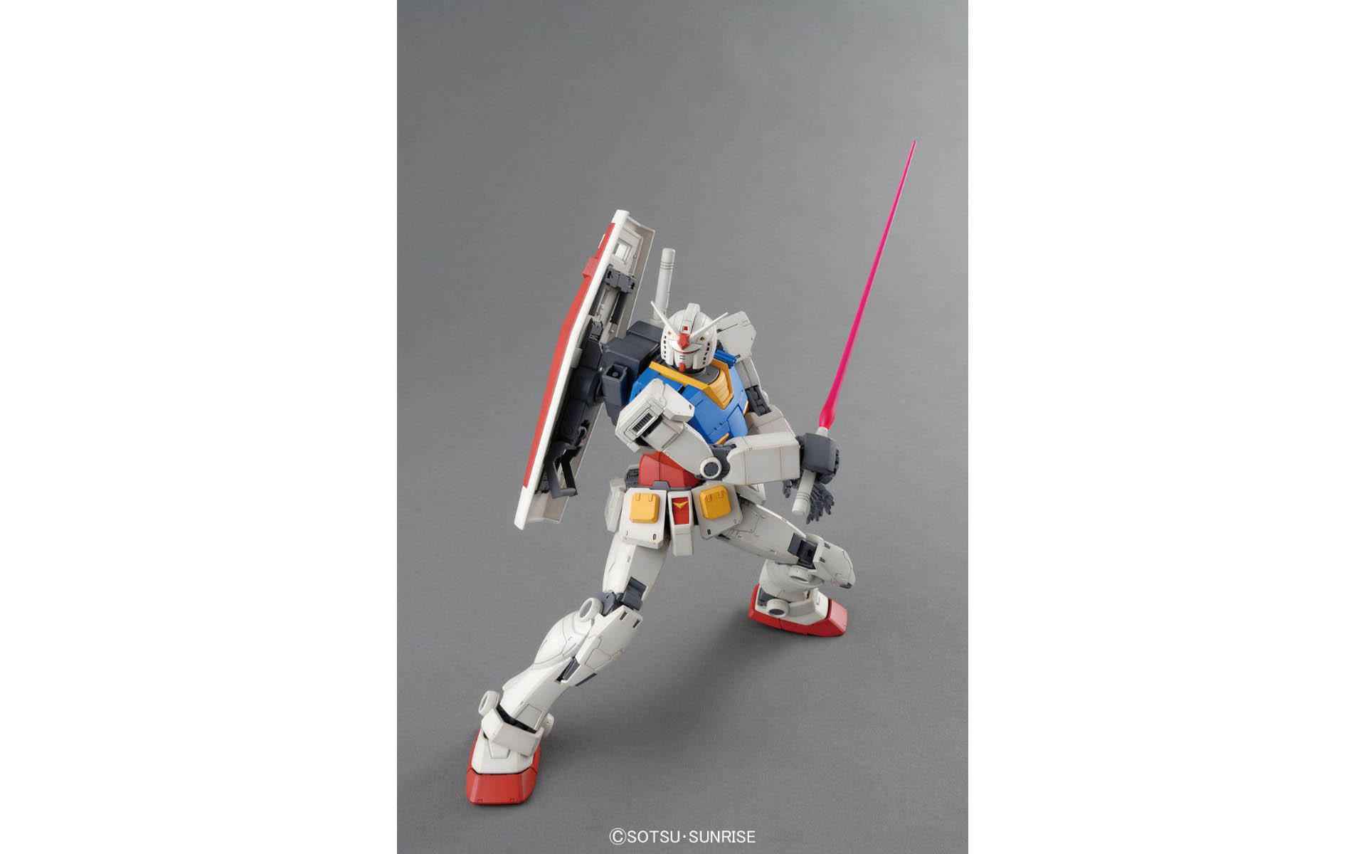 Master Grade RX-78-02 Gundam The Origin - E.F.S.F. Prototype