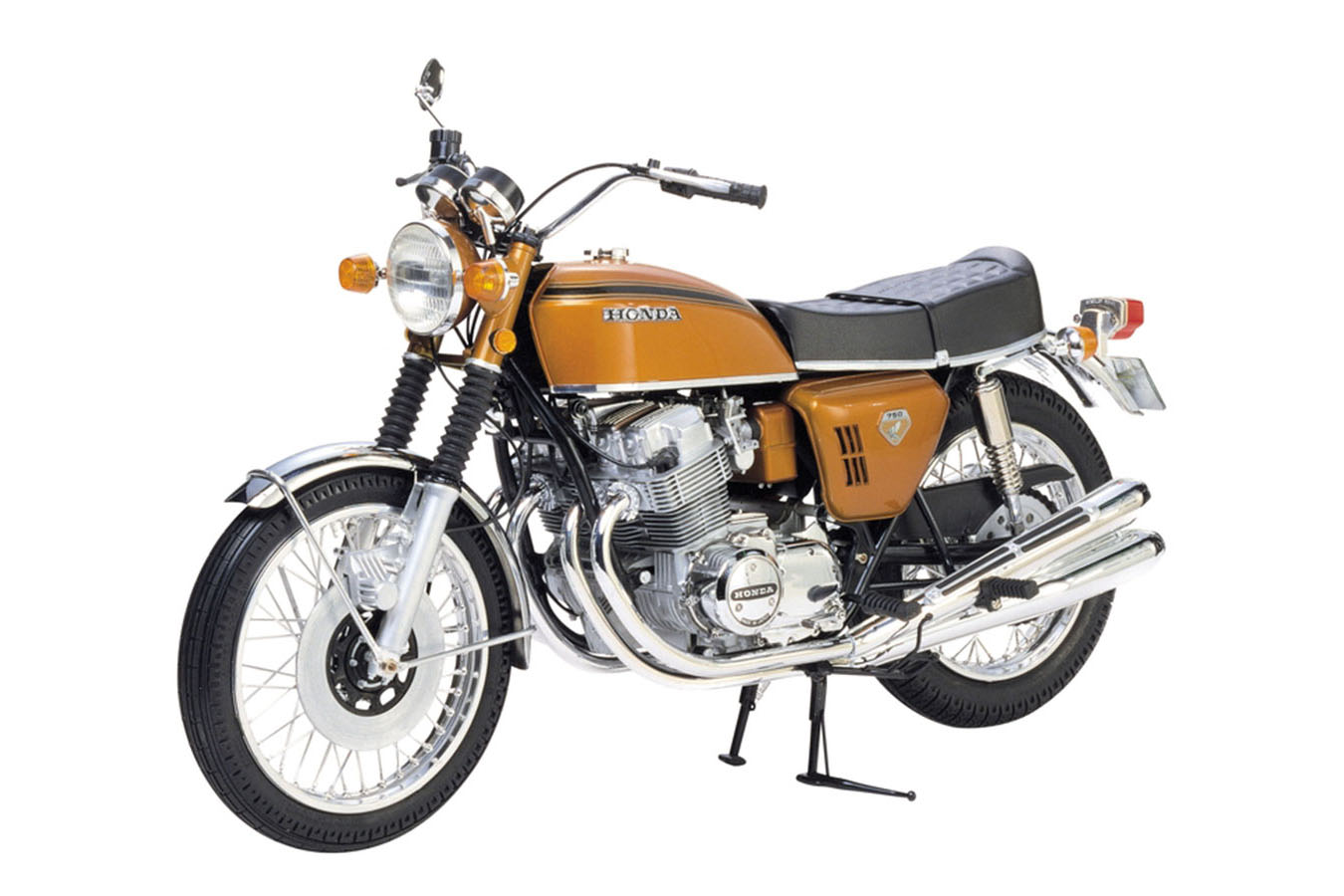 Honda CB750 Four Kit - Tamiya 16001 | kingshobby.com