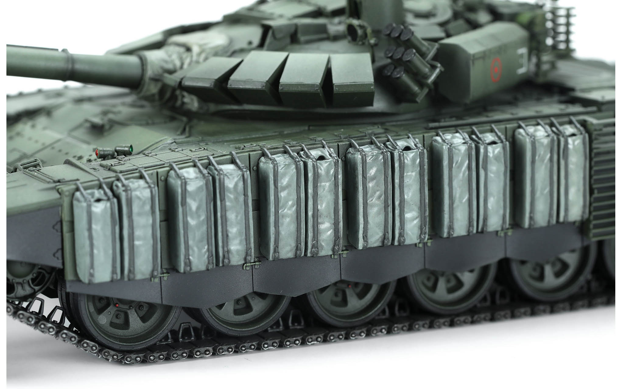 モンモデル1/35 T-72B3M MBT w/ KMT-8 地雷処理装置 Amazon | モンモデル 1/35 ロシア連邦軍 T-72B3M主力戦車 w/KMT