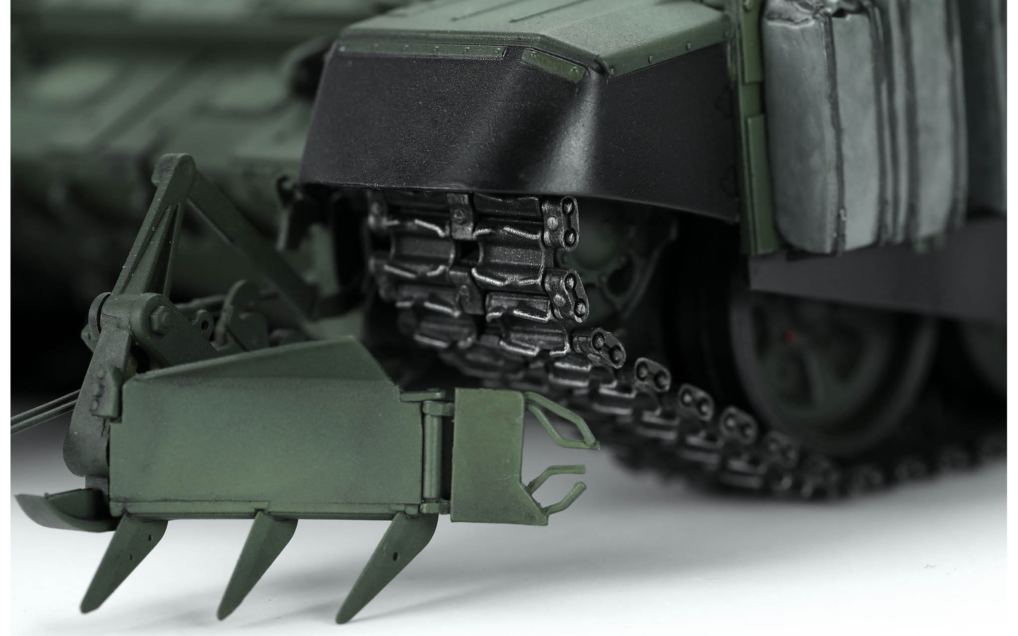 MENG 1/35 T-72B3M & V-84エンジン Product News-The Latest Variant of a Half-century-old Tank