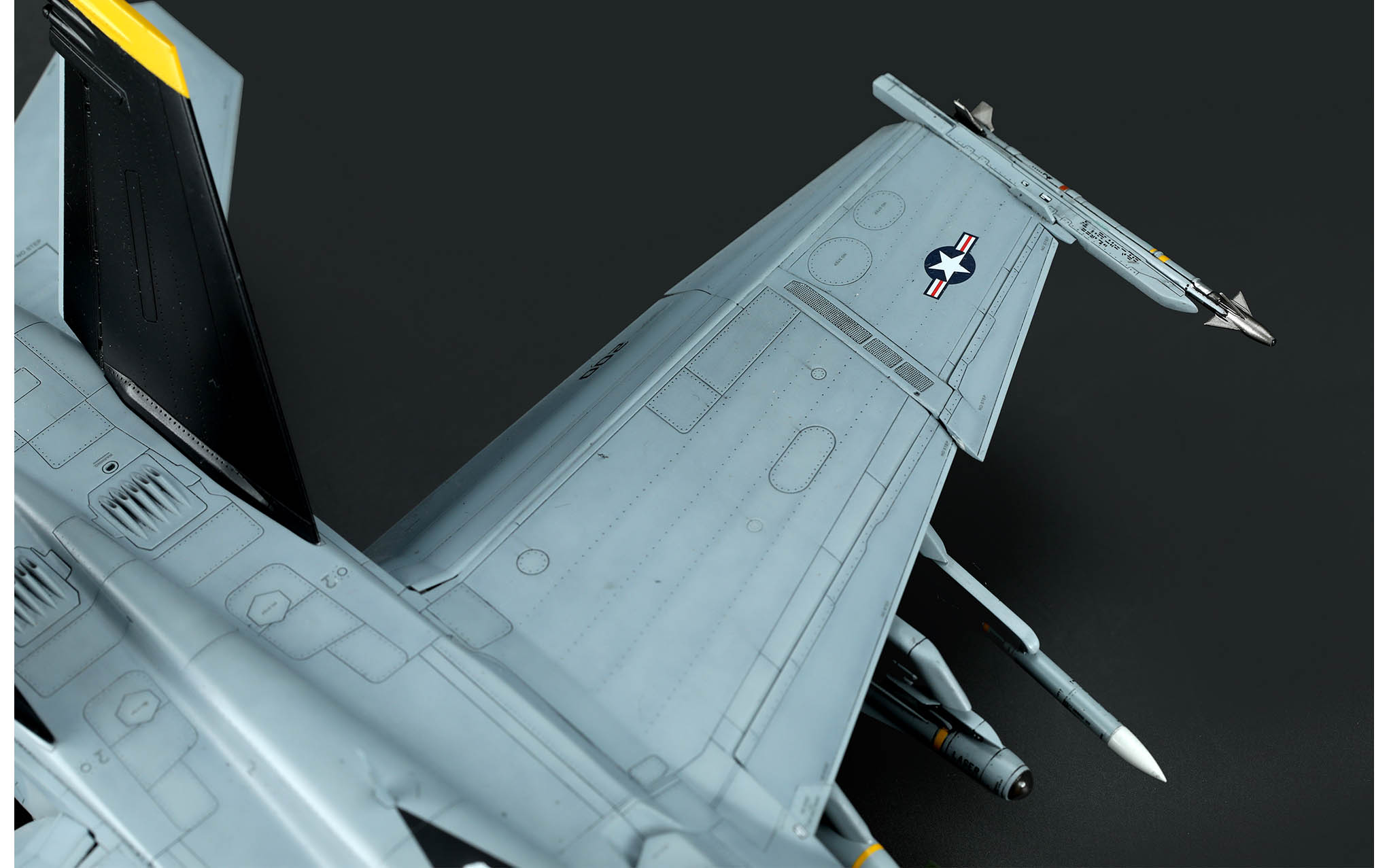 Boeing F/A-18F Super Hornet - Meng LS-013 | kingshobby.com