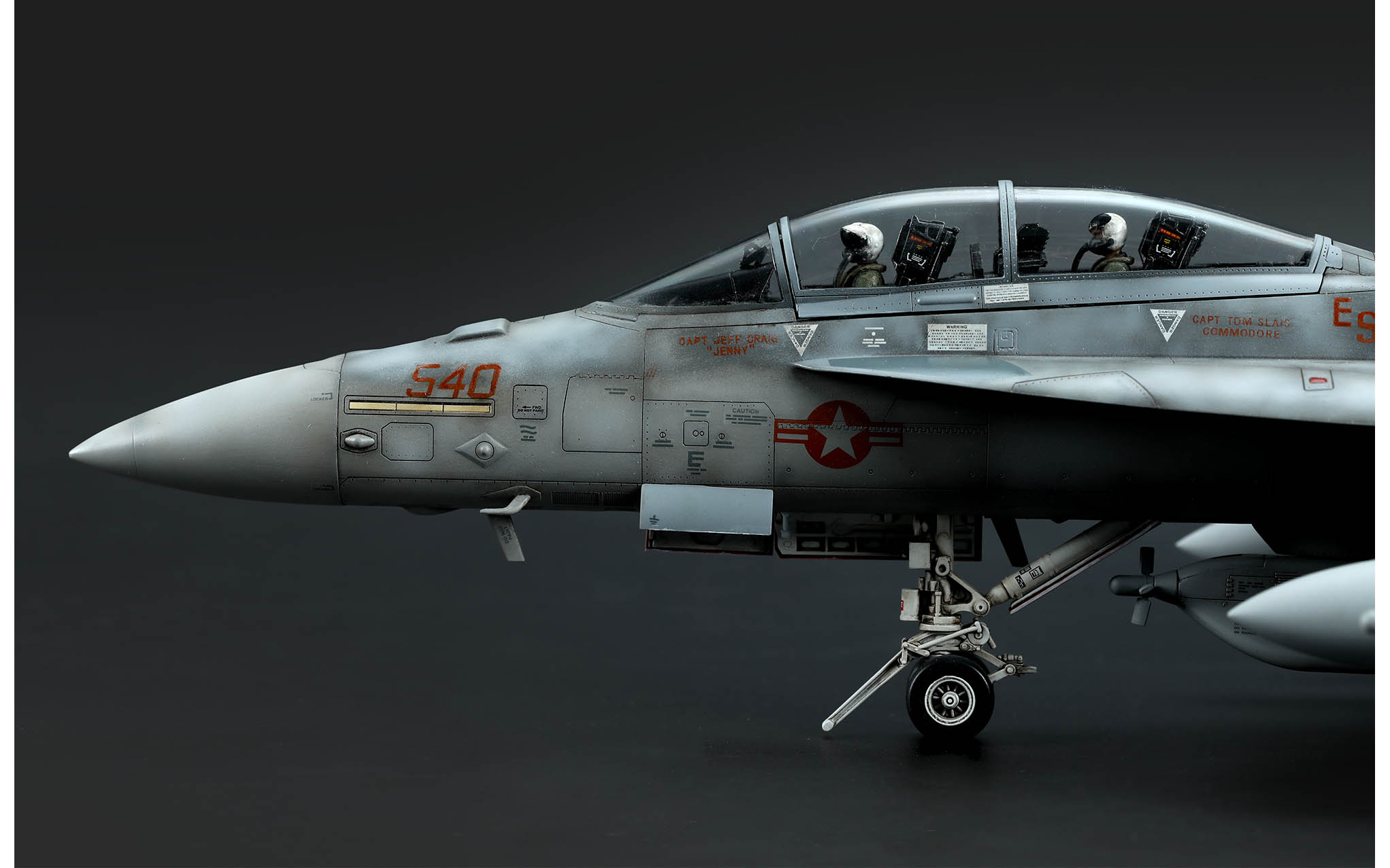 プラモデル　1/48 BOEING EA-18G GROWLER [LS-014] Boeing EA-18G Growler Electronic Attack Aircraft - Meng LS