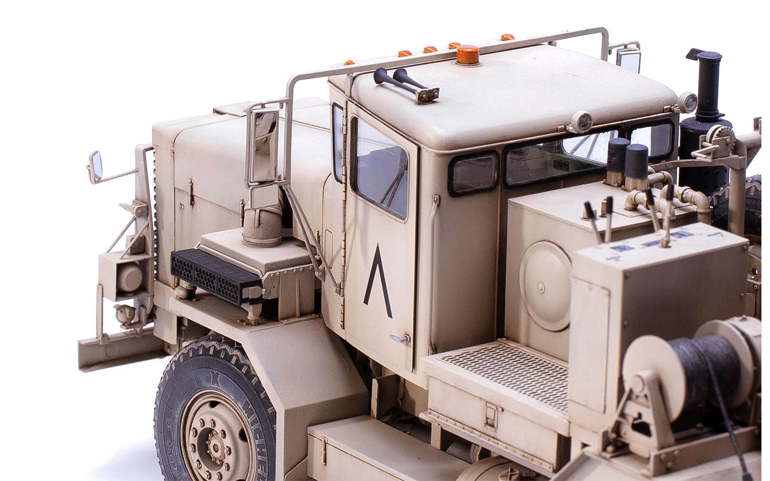 U.S. M911 C-HET (8x6) & M747 Heavy Equipment Semi-Trailer