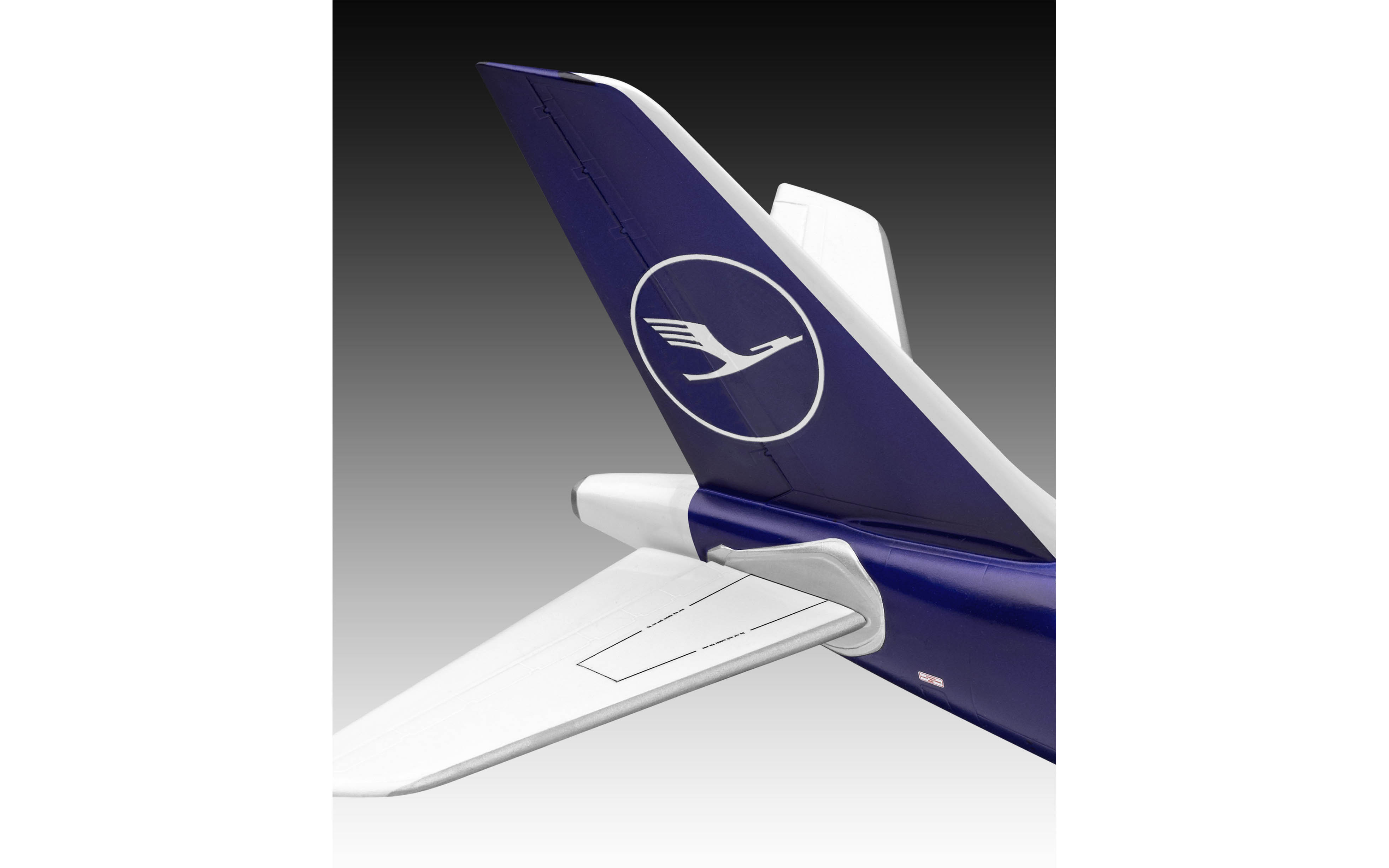 A340-300 Lufthansa New Livery - Revell 03803 | kingshobby.com