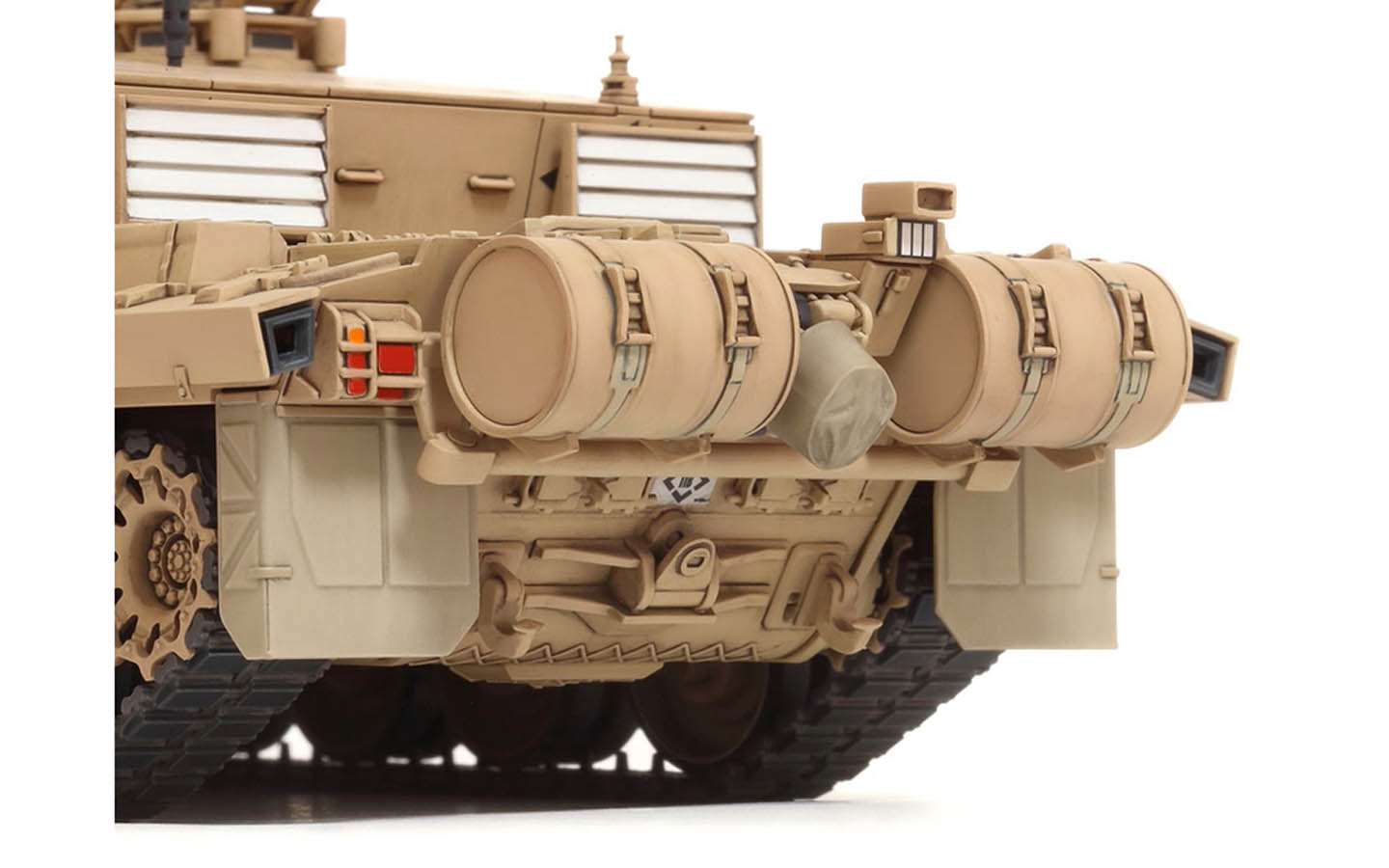 thumbnail image 2 of Tamiya 1/48 Challenger 2 Desertised British Tank Model Kit - 32601 2 of 4