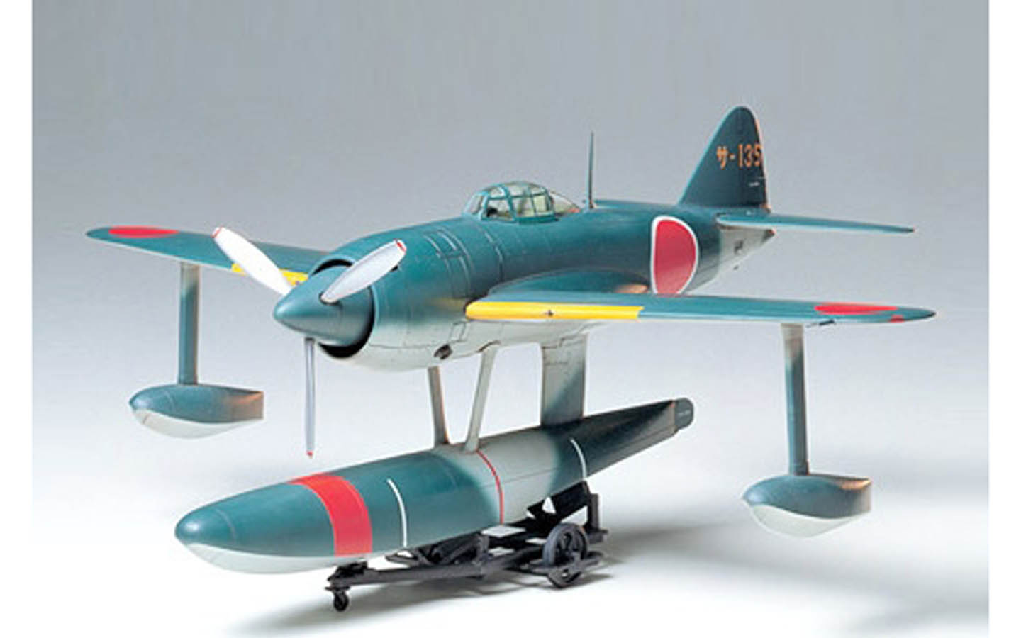 Kawanishi N1K1 Kyofu Type 11 - Tamiya 61036 | kingshobby.com