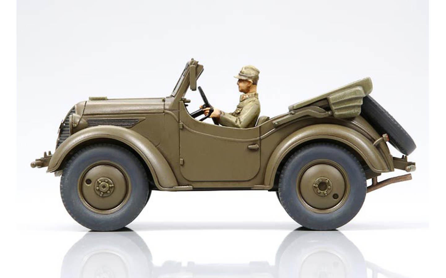 Kawasaki Ki-61-Id Hien (Tony) & 4x4 Light Vehicle Kurugane Set