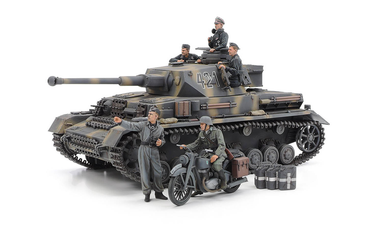 Panzerkampfwagen IV Ausf G. Early Production & Motorcycle Eastern Panzerkampfwagen IV Ausf G. Early Production & Motorcycle Eastern