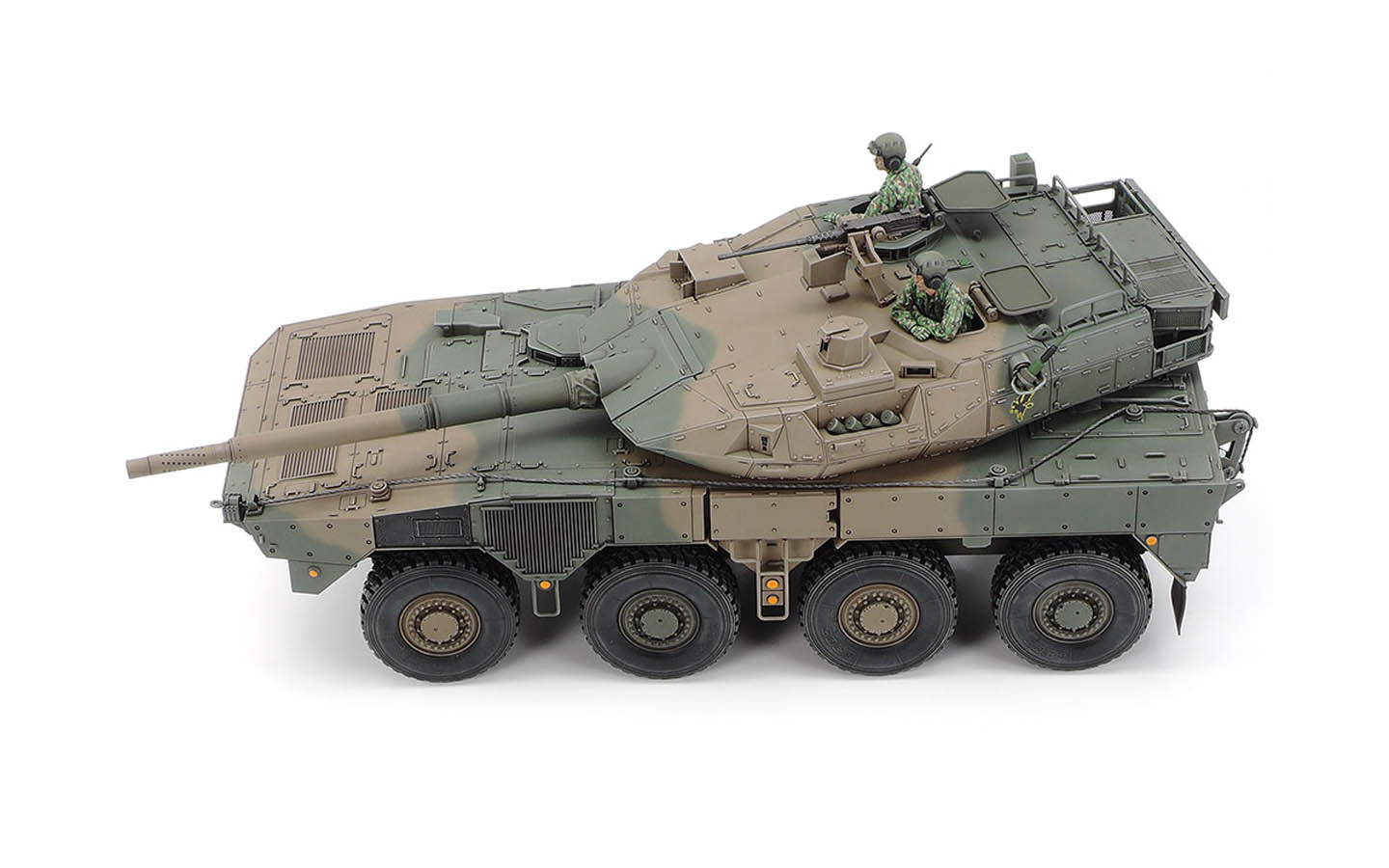 TAMIYA TYPE 16 MCV C5 & 軽装甲機動車 Tamiya 35383 Japan Ground Self Defense Force Type 16 Mobile