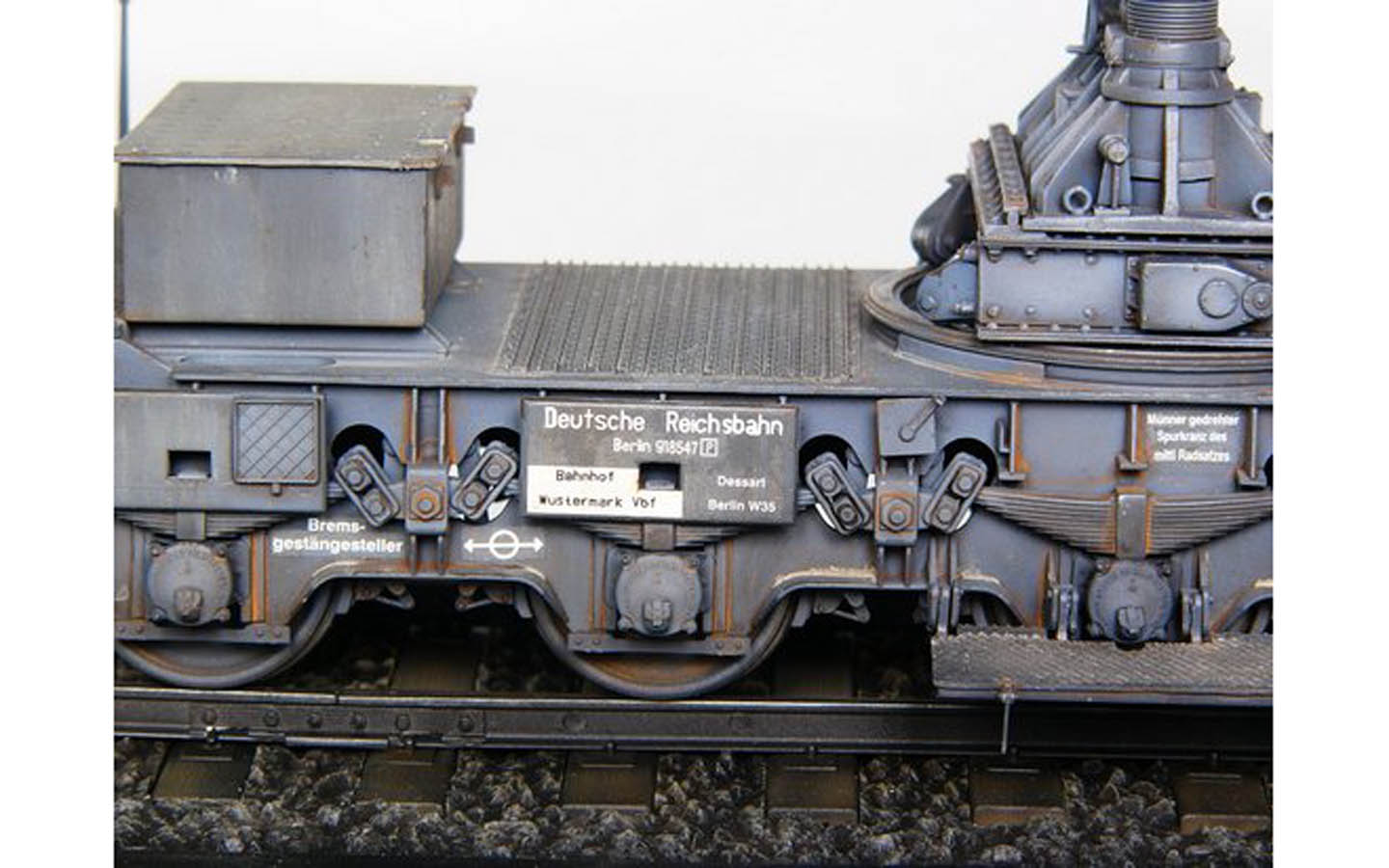 Mörser Karl Gerät 040/041 on Railway Transport Carrier