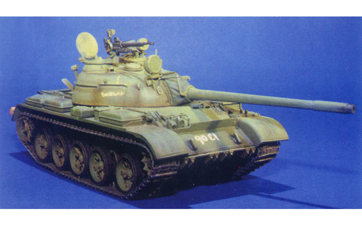 Russian T-54B Model 1952 - Trumpeter 00338 | kingshobby.com