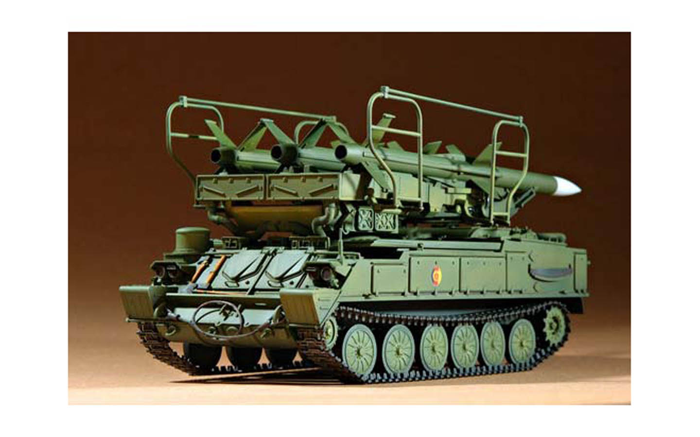 トランペッター 1/72 ソビエト軍 SAM-6地対空ミサイルシステム プラモデル 07109 dwos6rj Russian SAM-6 antiaircraft missile 07109-1/72 Series