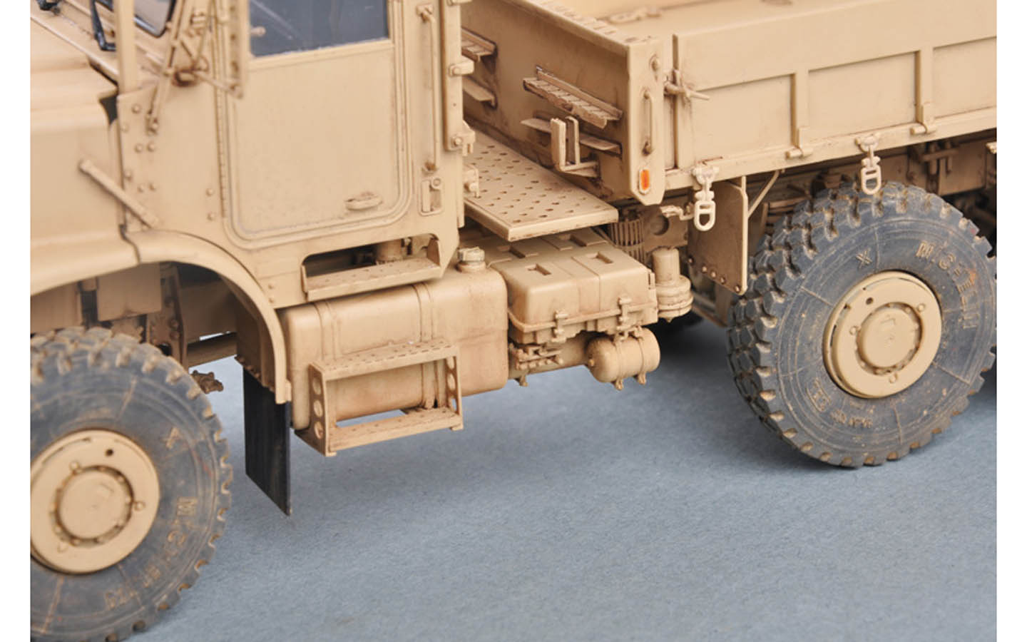 TRUMPETERプラモデル MK.23 MTVR Cargo Truck 1/35 Built Trumpeter 01011 Modern US MK.23 MTVR Cargo Truck