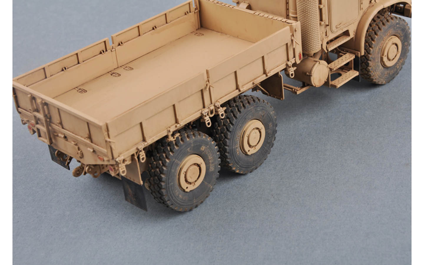 Mk.23 MTVR Cargo Truck - Trumpeter 01011 | kingshobby.com