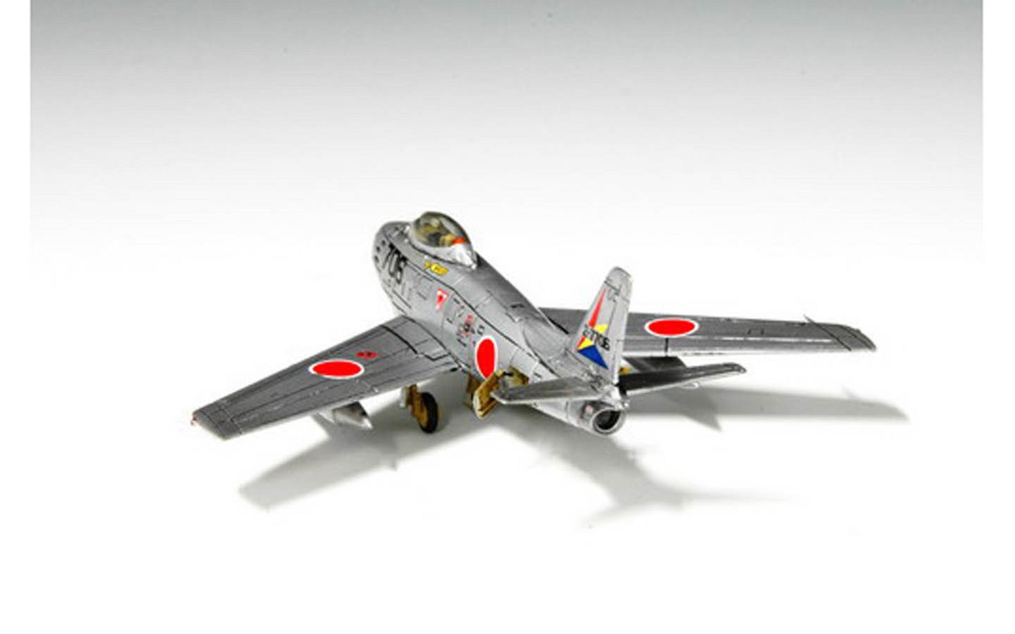 F-86F-40-NA Sabre - Trumpeter 01321 | kingshobby.com