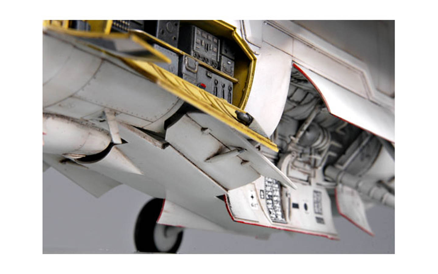 USS A-7E Corsair II - Trumpeter 02231 | kingshobby.com