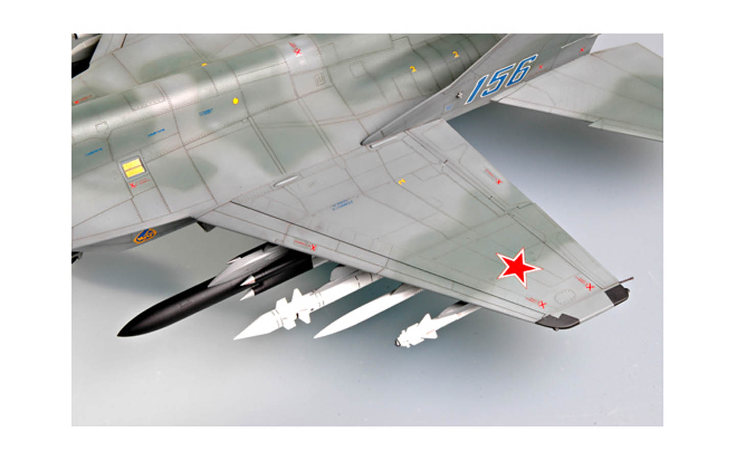 Russia MIG-29M, Fulcrum, Fighter - Trumpeter 02238