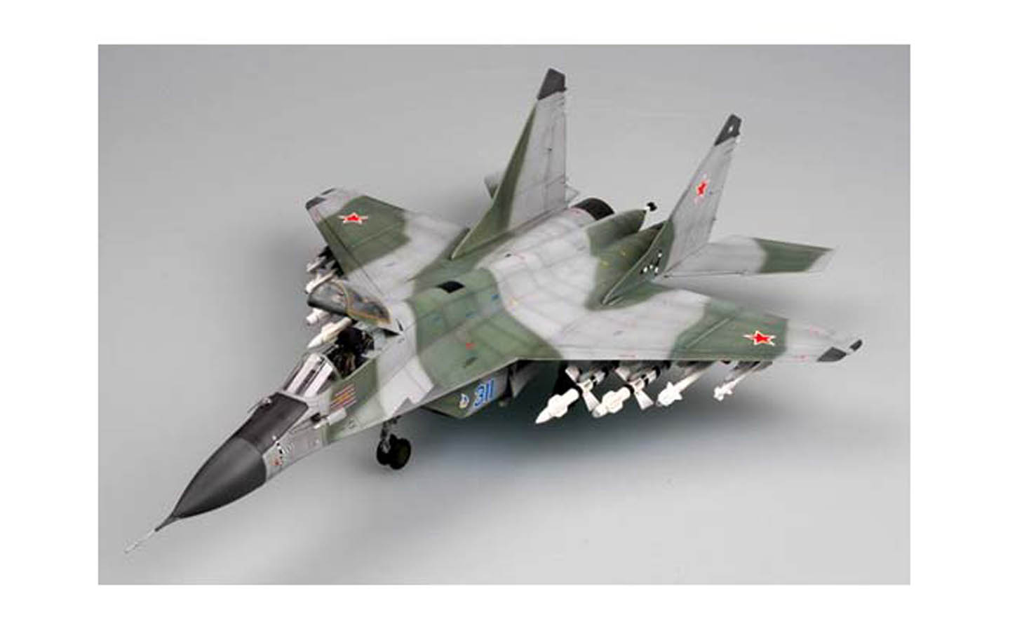 トランペッター RUSSIAN MIG-29M FULCRUM FIGHTER Trumpeter 02238 Russia MIG-29M Fulcrum Fighter 1:32