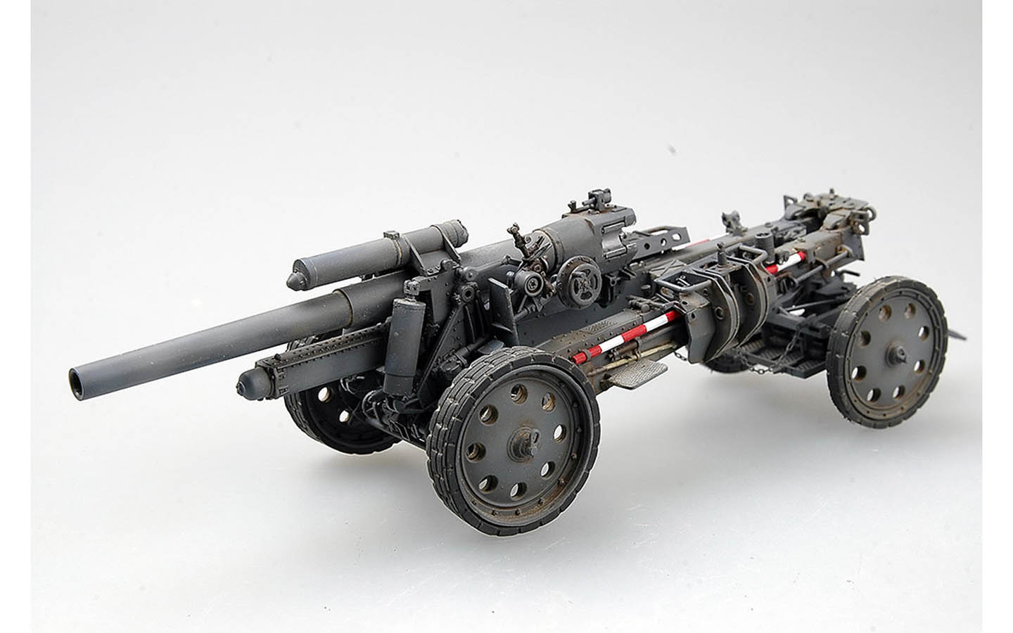German s.F.H 18 15cm Field Howitzer - Trumpeter 02304 | kingshobby.com