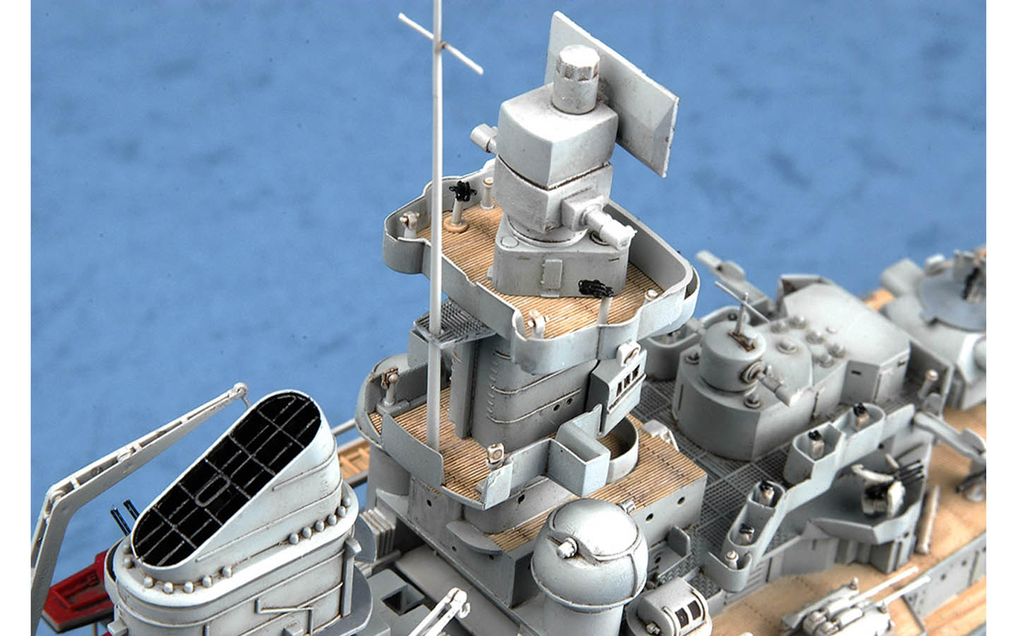 Trumpeter 1/350 Scale German Cruiser Prinz Eugen 1945 Model Ship Kit