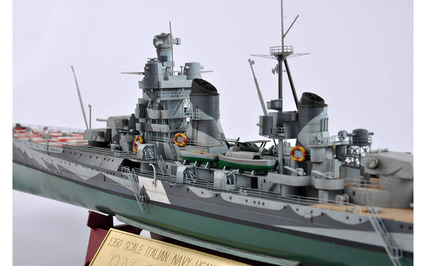 イオリ Italian Heavy Cruiser Gorizia Trumpeter 05349